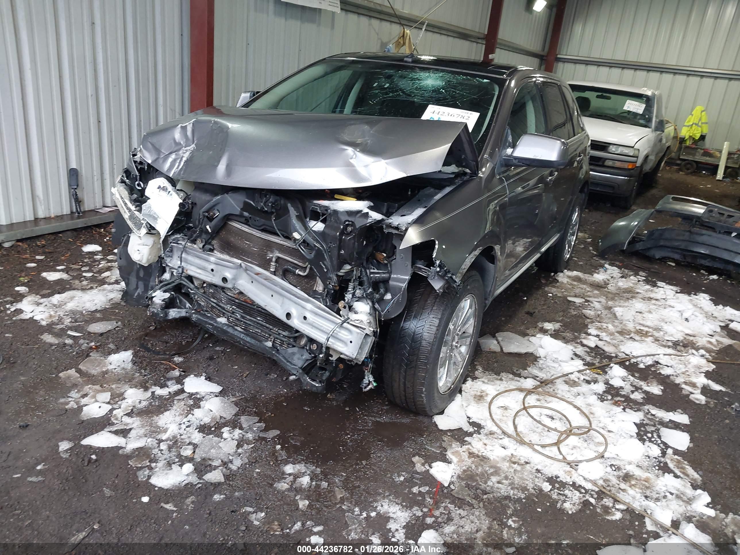 FORD EDGE image 2
