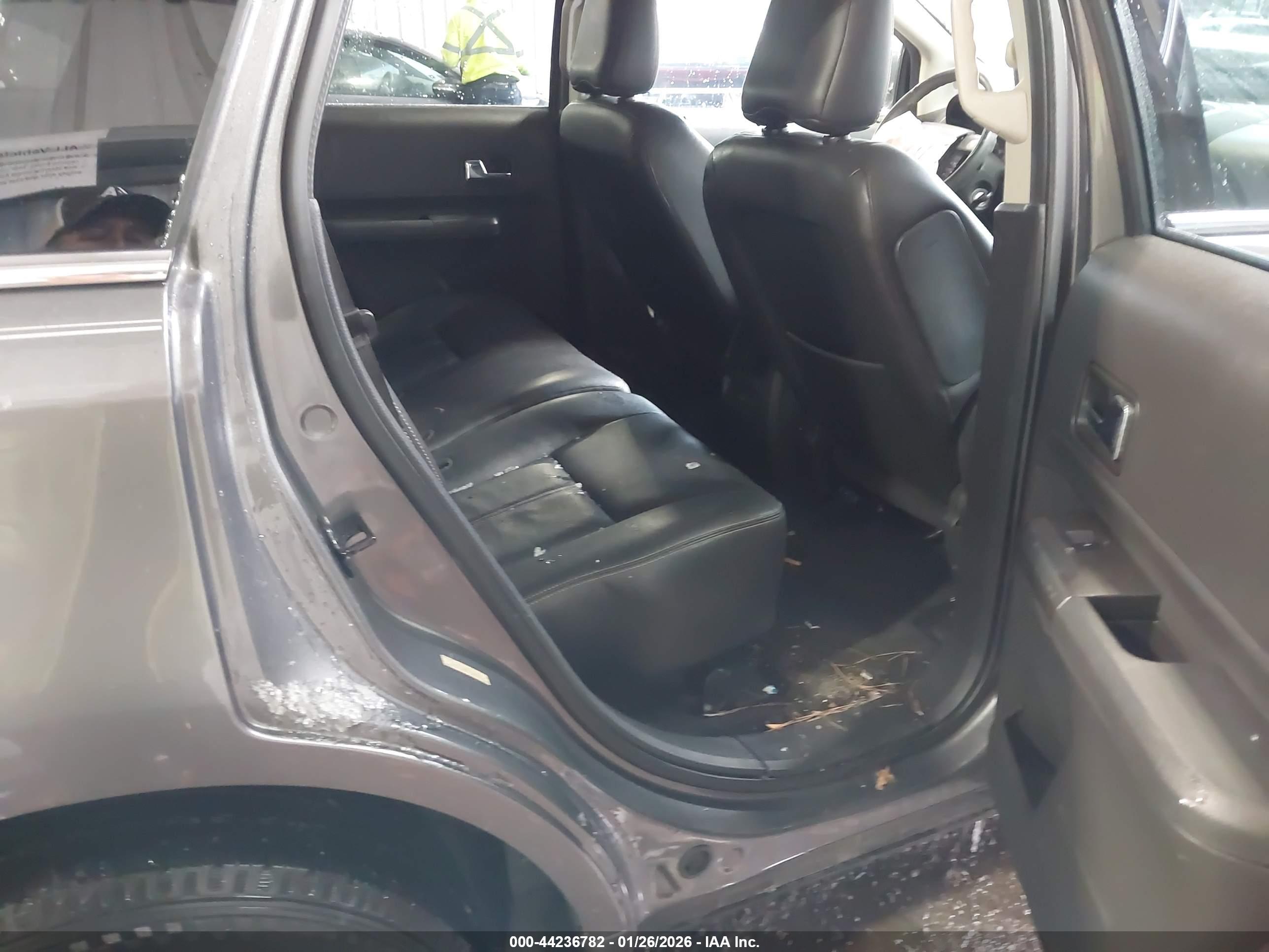 FORD EDGE image 8