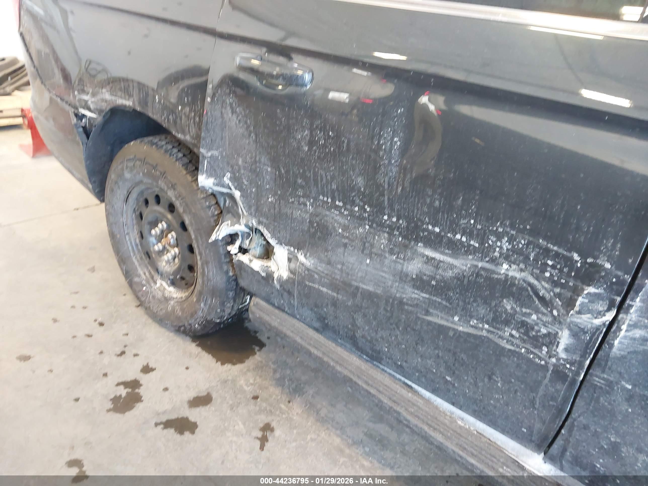 FORD EXPEDITION image 6