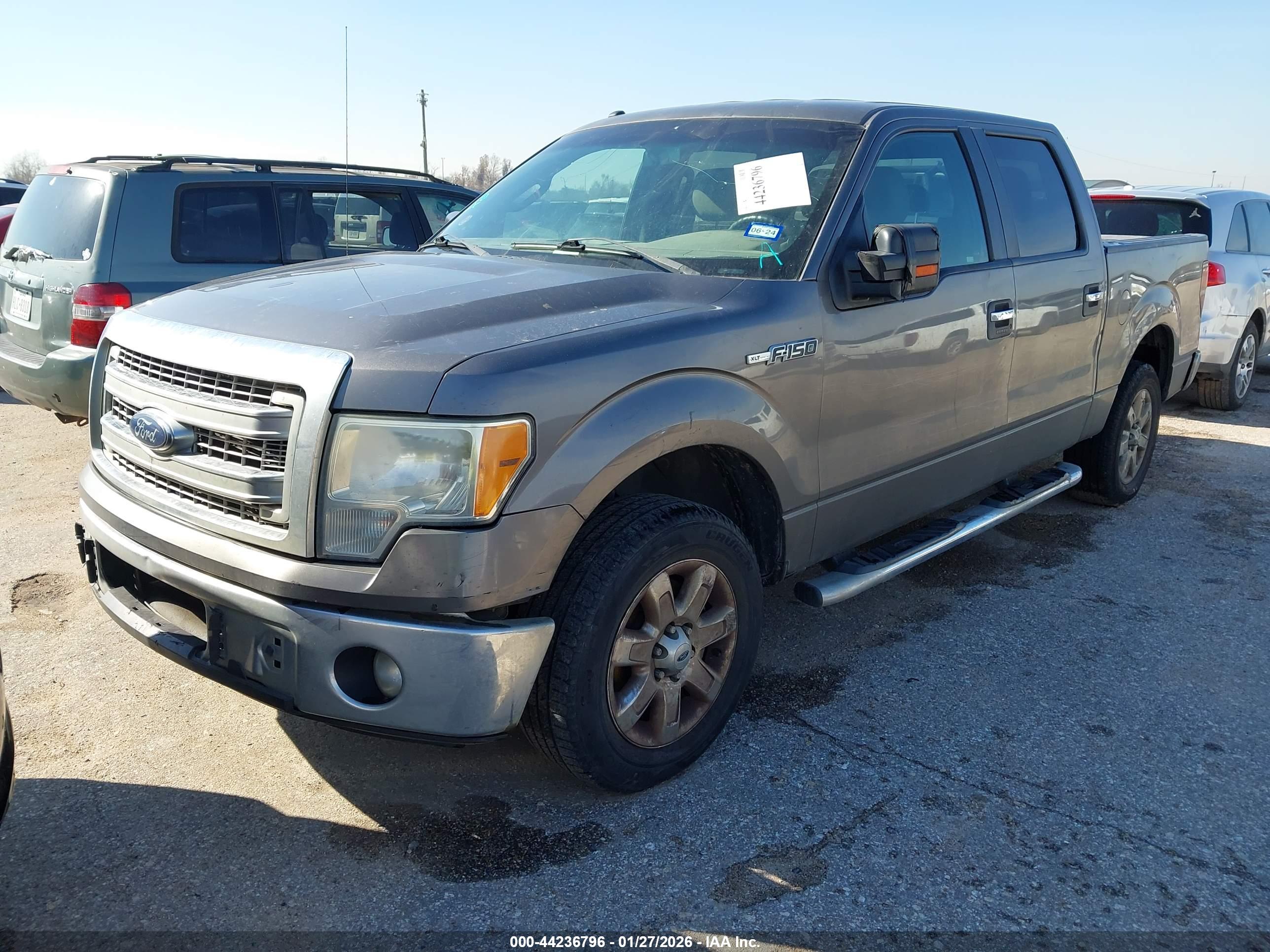 FORD F-150 image 2