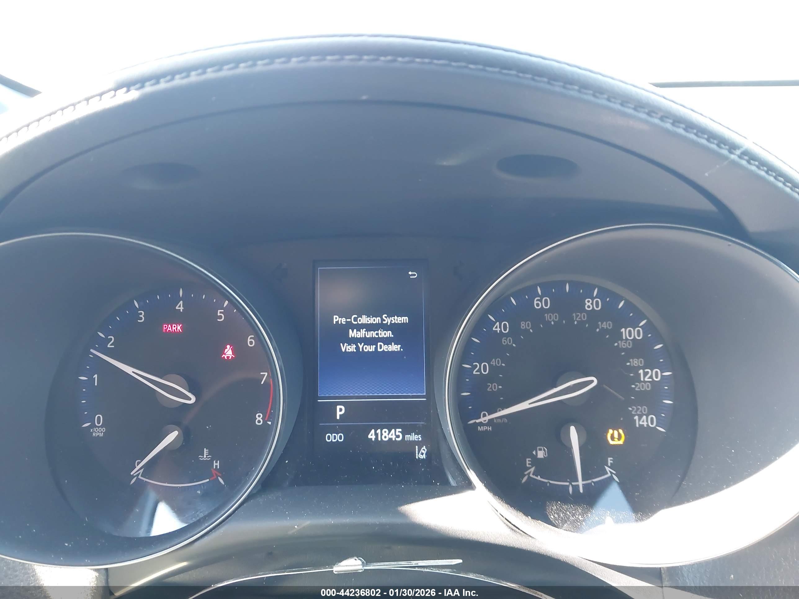 TOYOTA C-HR image 7