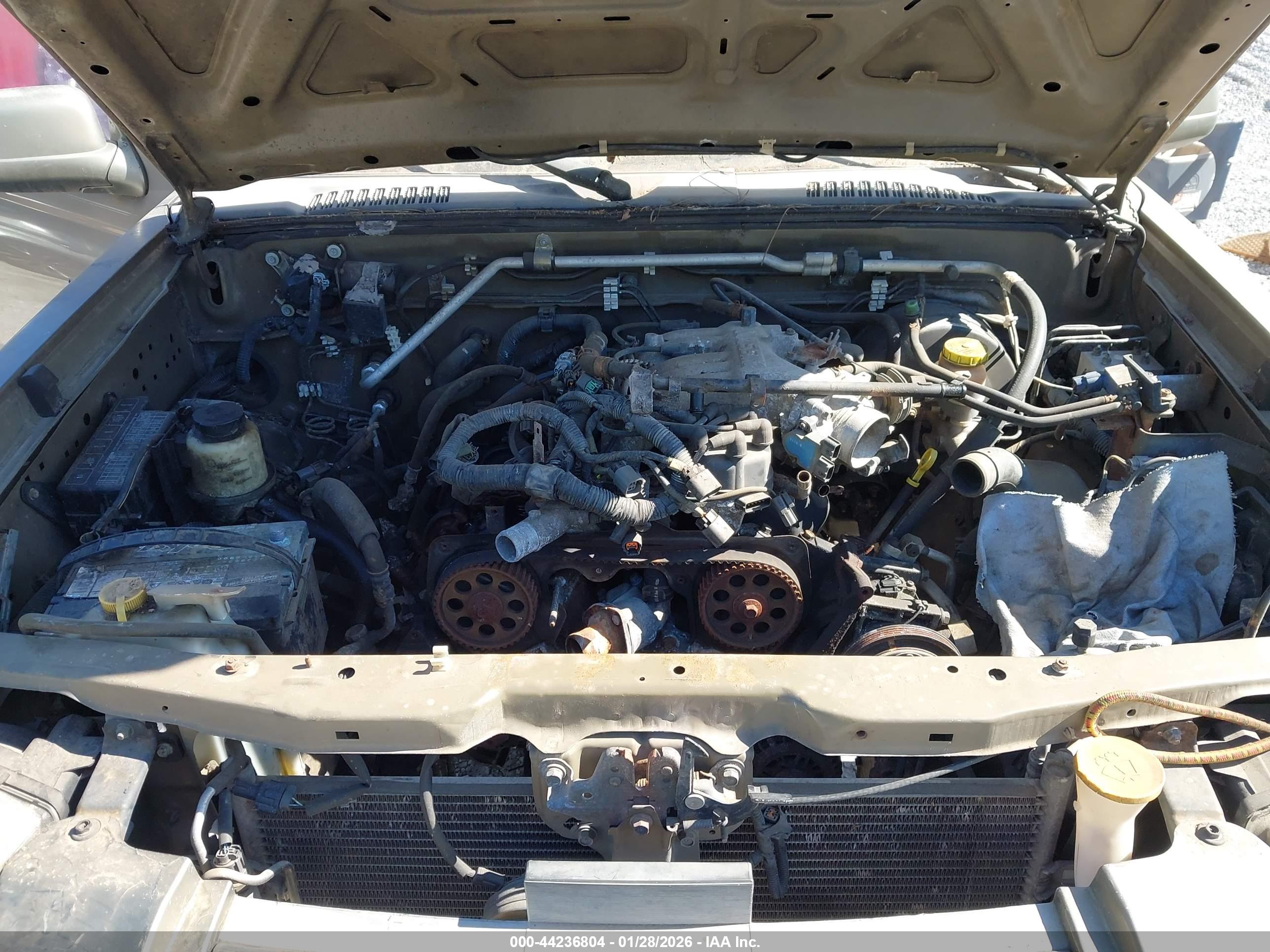 NISSAN FRONTIER image 10
