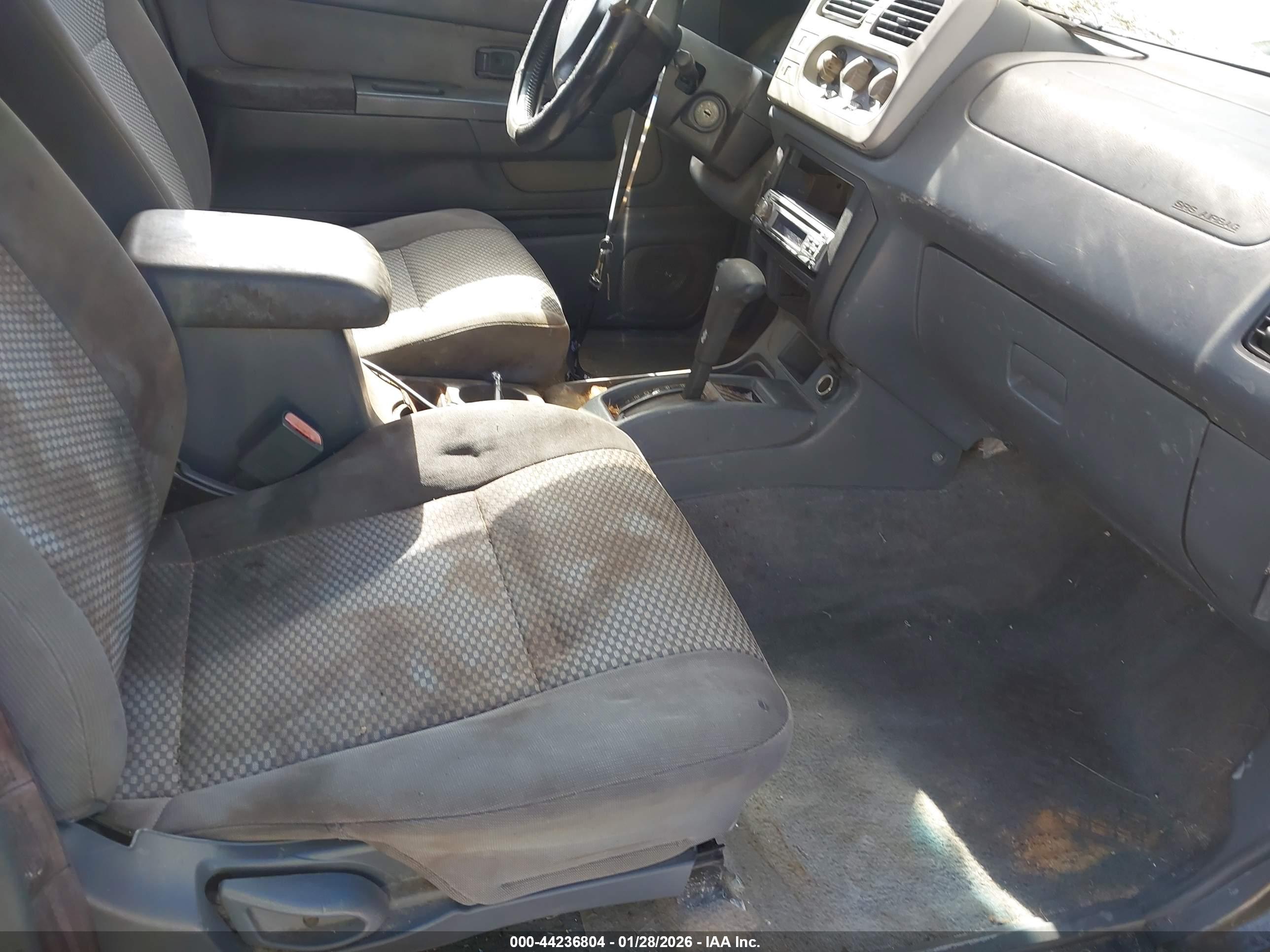 NISSAN FRONTIER image 5