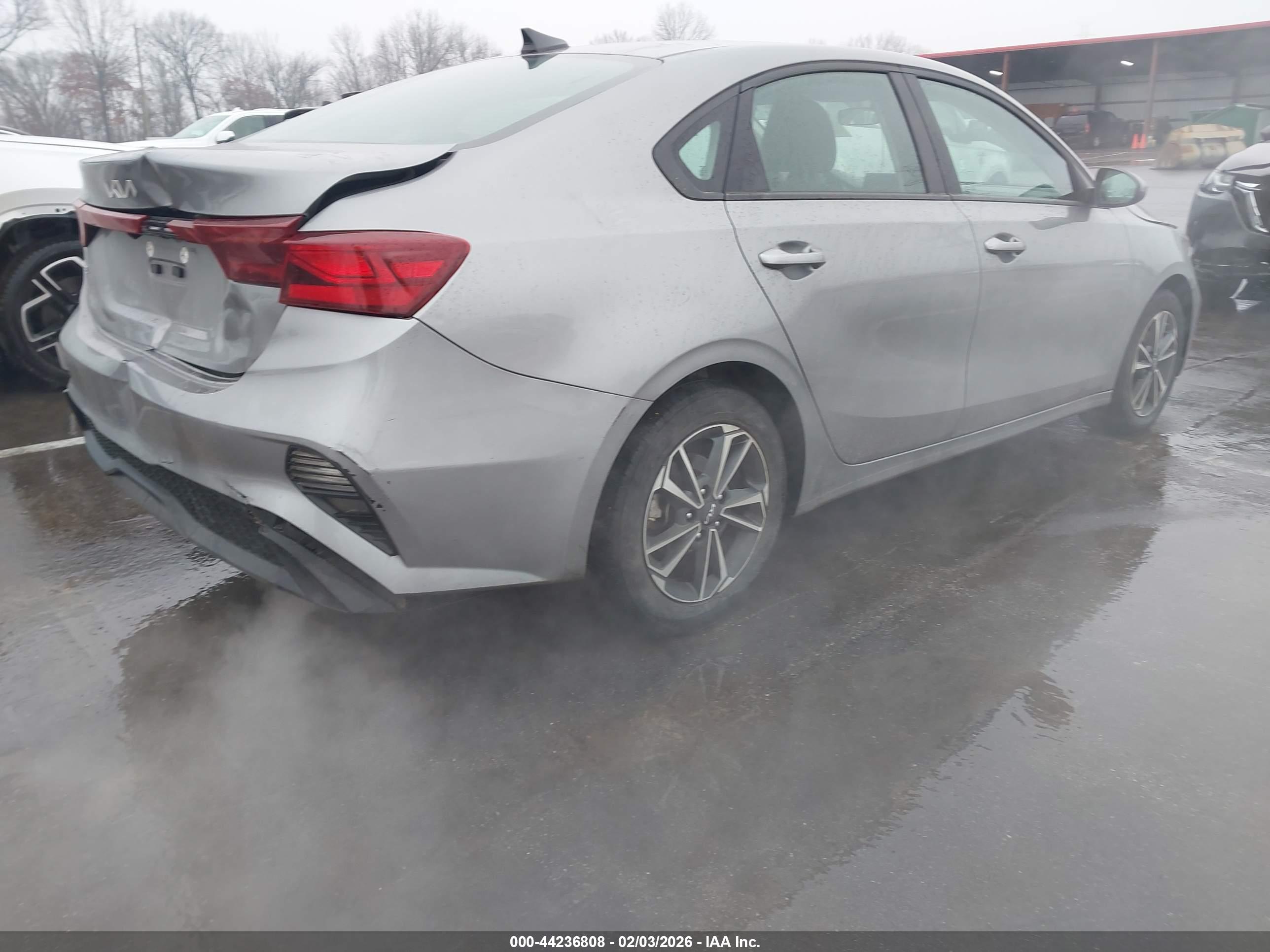 KIA FORTE image 4