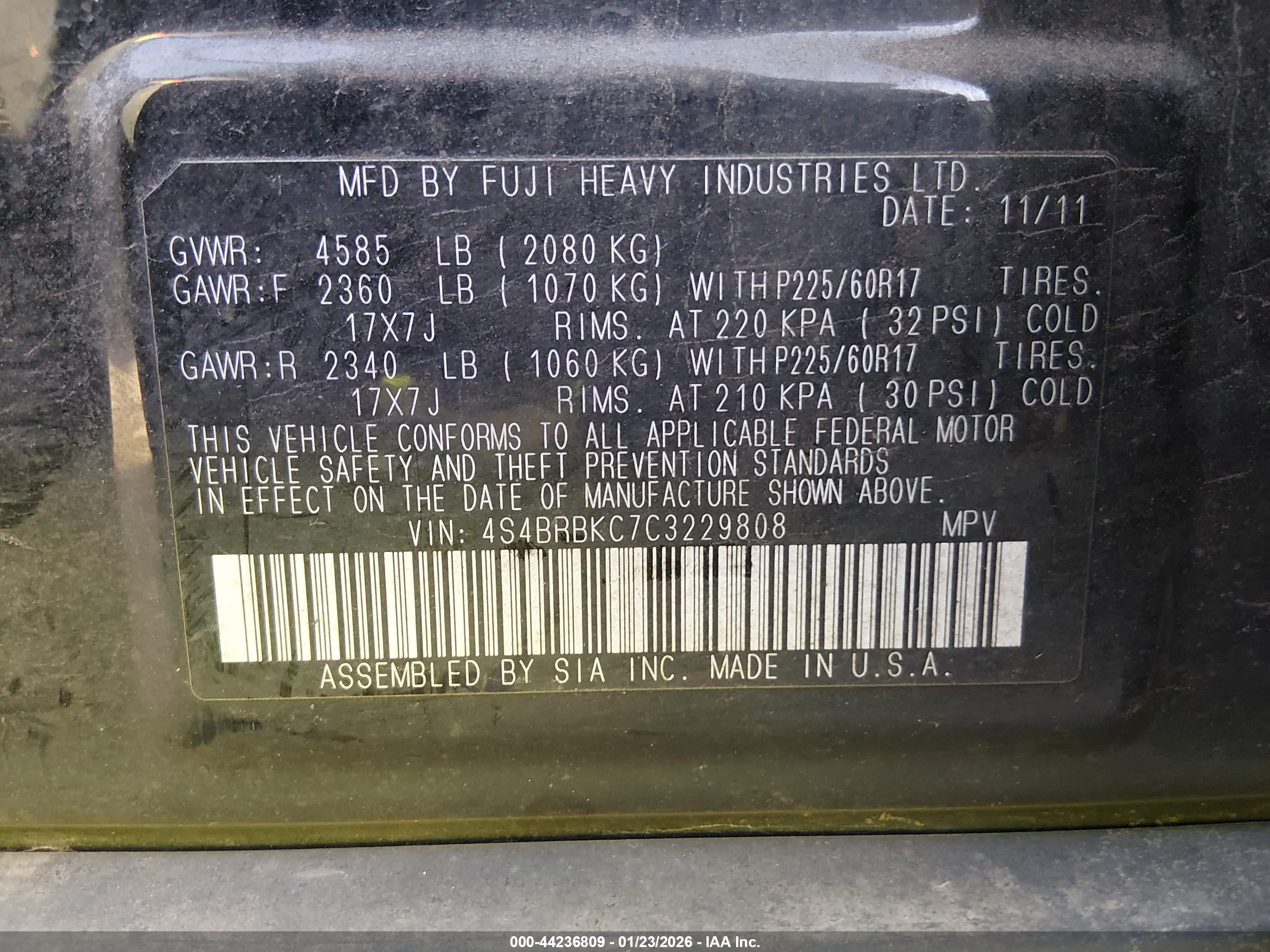 SUBARU OUTBACK image 9