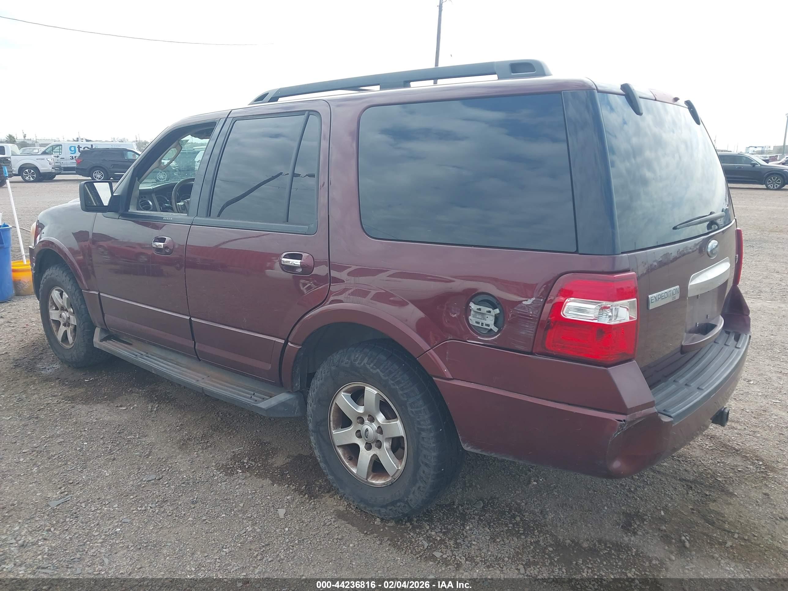 FORD EXPEDITION image 3