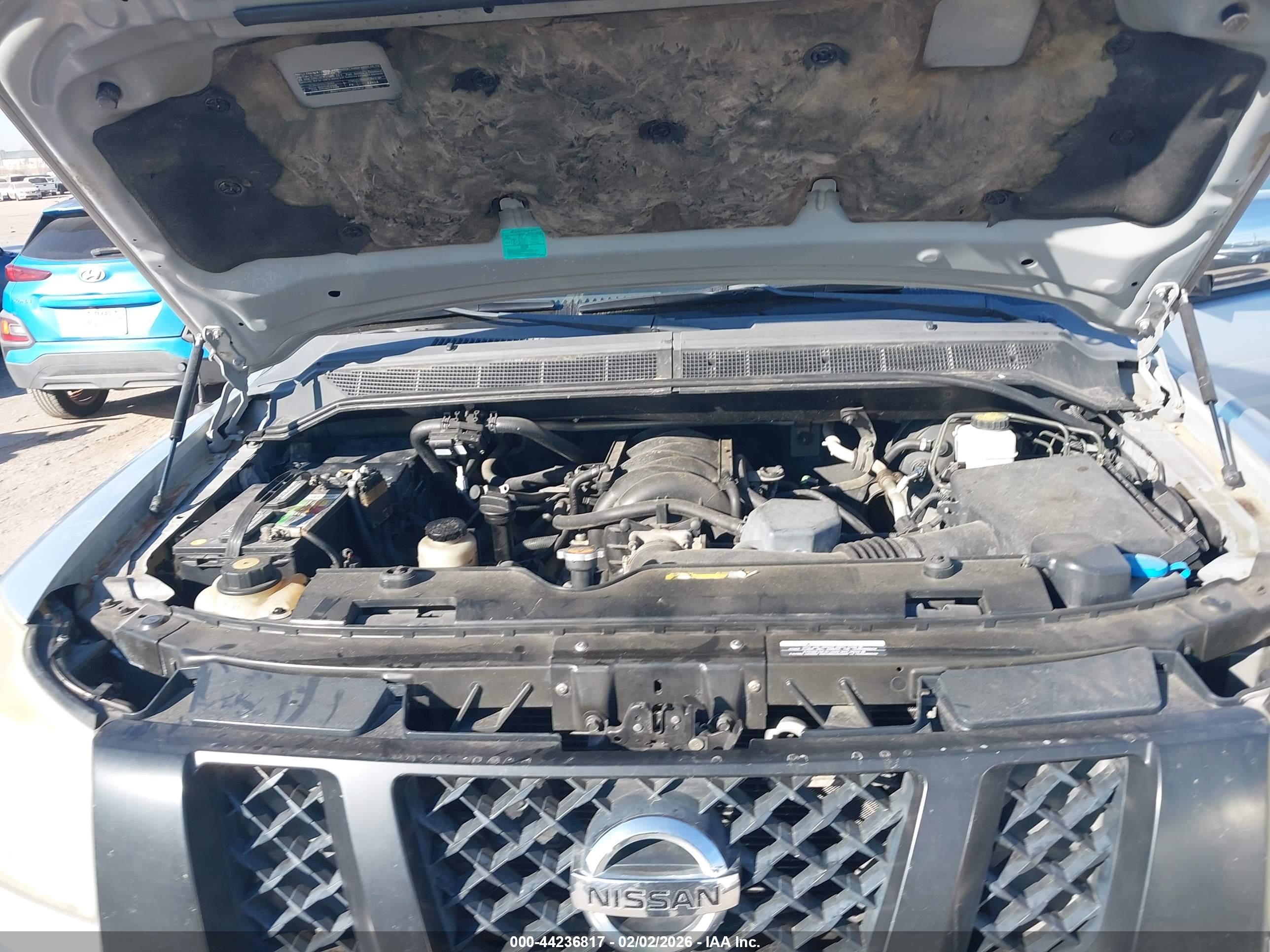NISSAN TITAN image 10