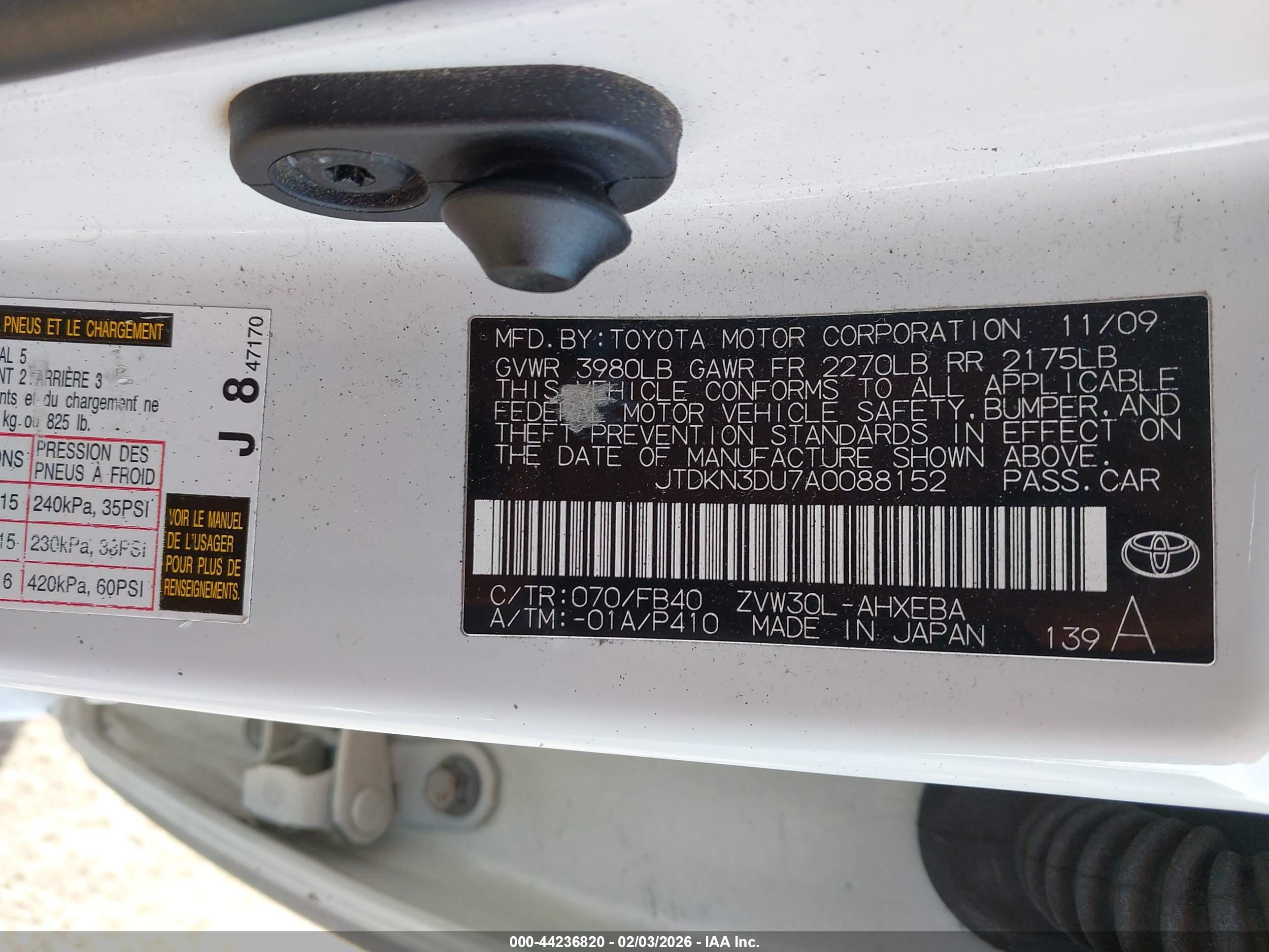 TOYOTA PRIUS image 9