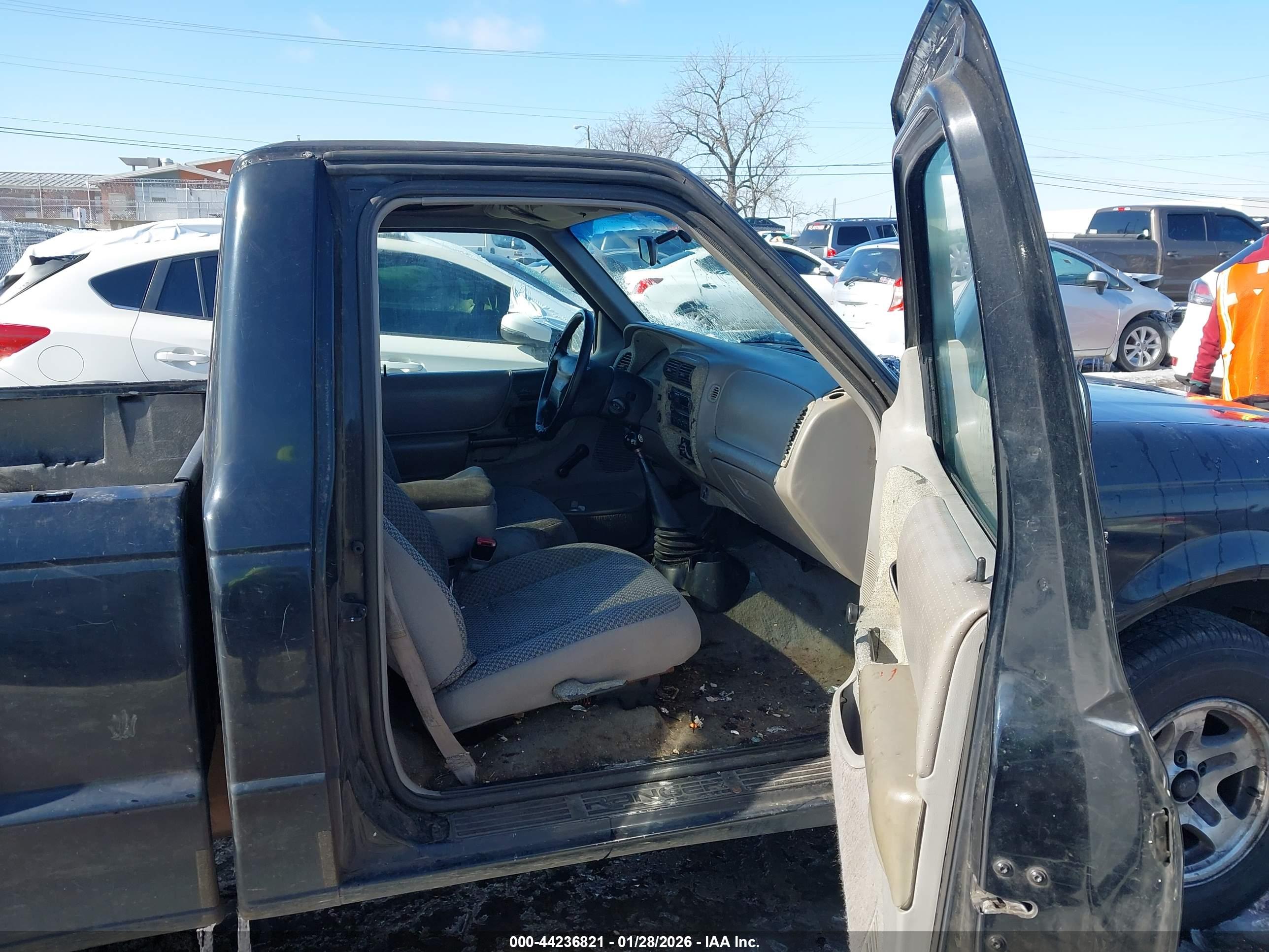 FORD RANGER image 5
