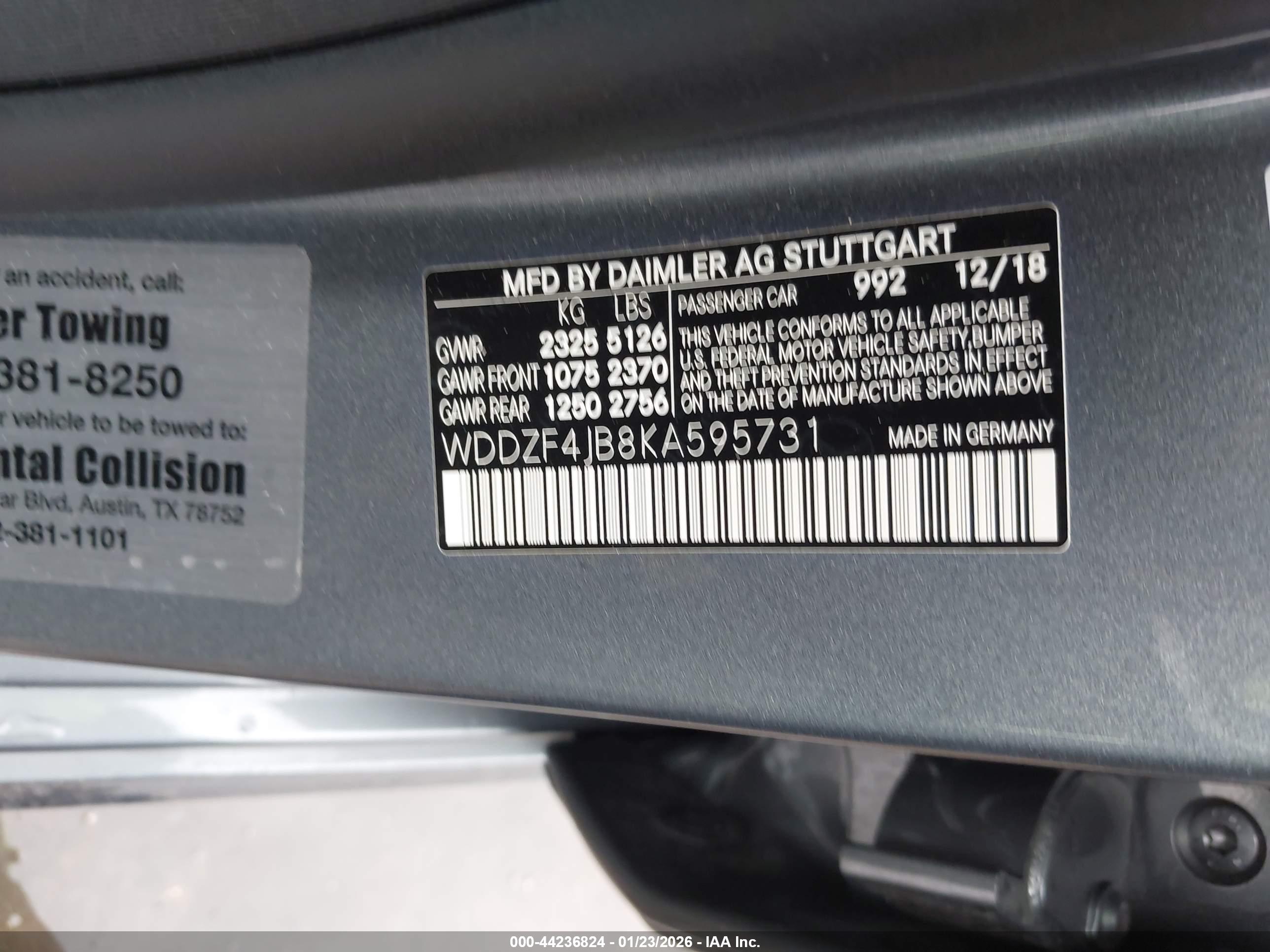 MERCEDES-BENZ E image 9