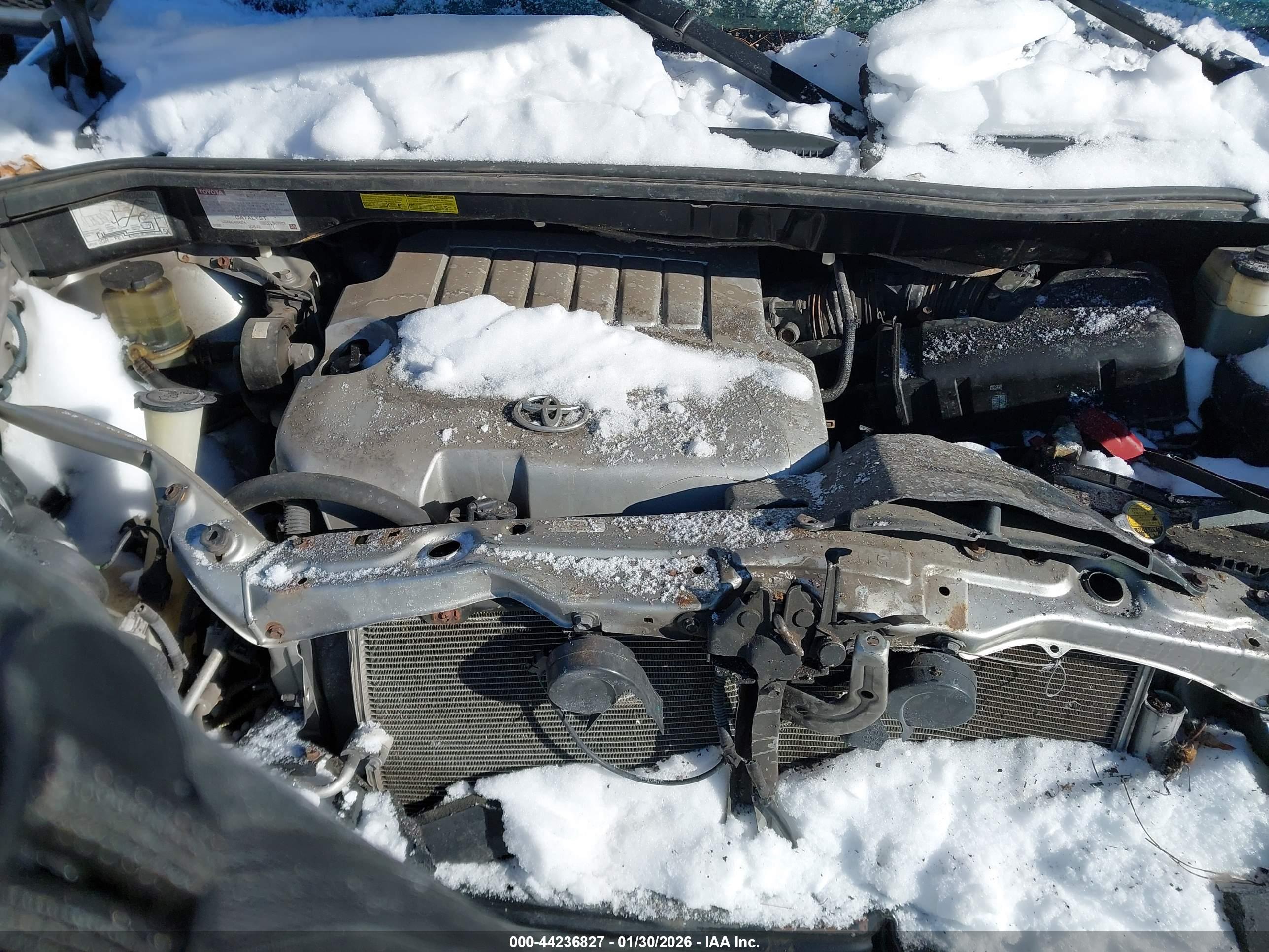 TOYOTA SIENNA image 10