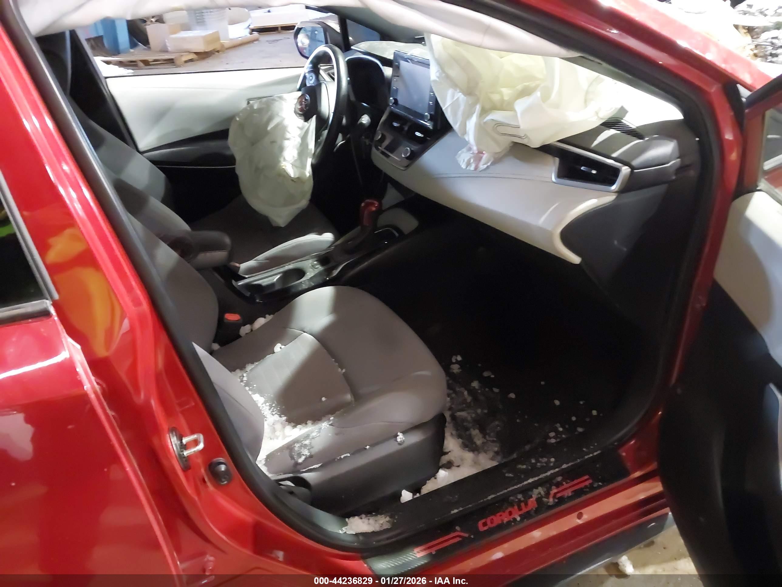 TOYOTA COROLLA image 5