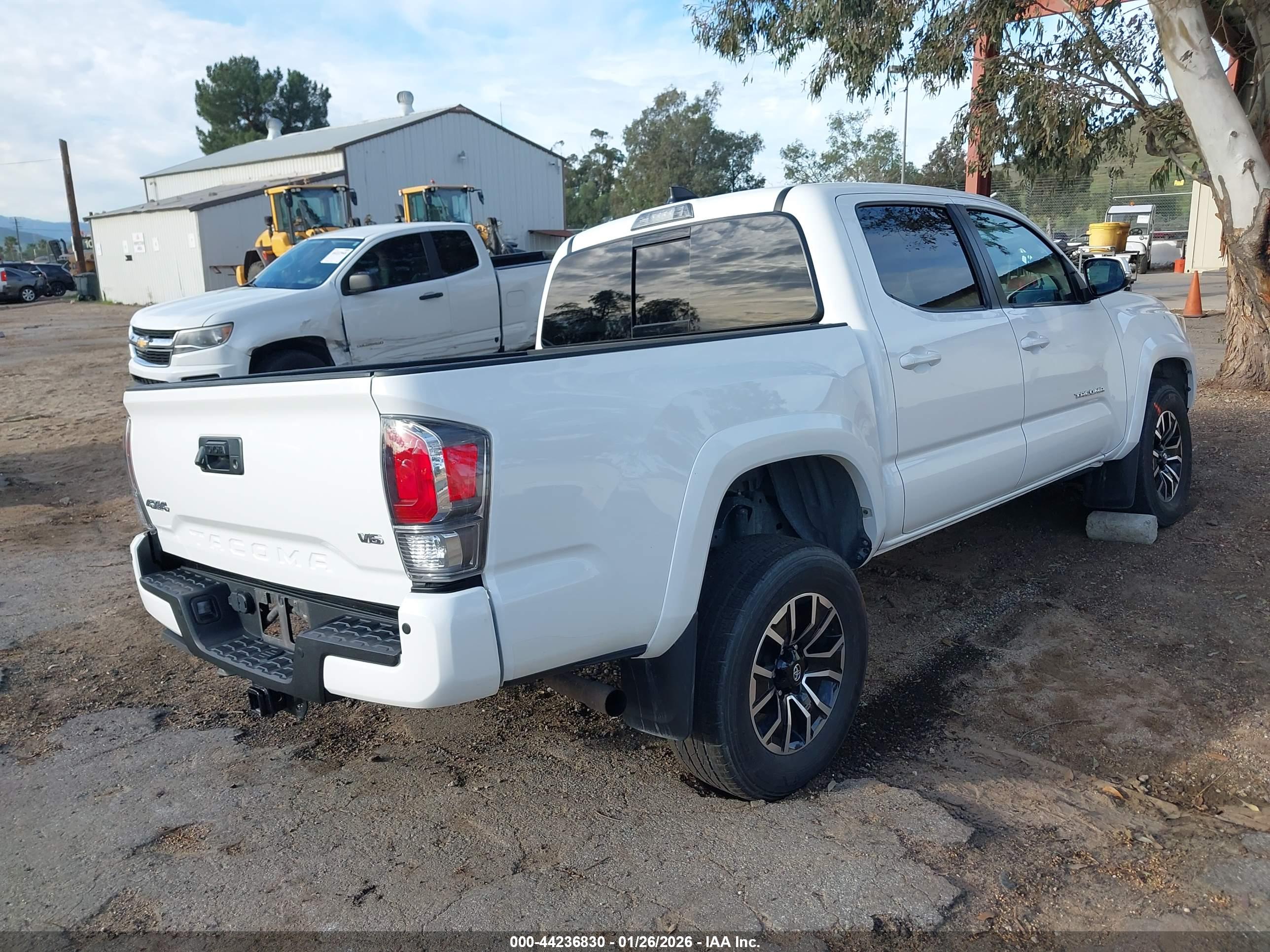 TOYOTA TACOMA image 4