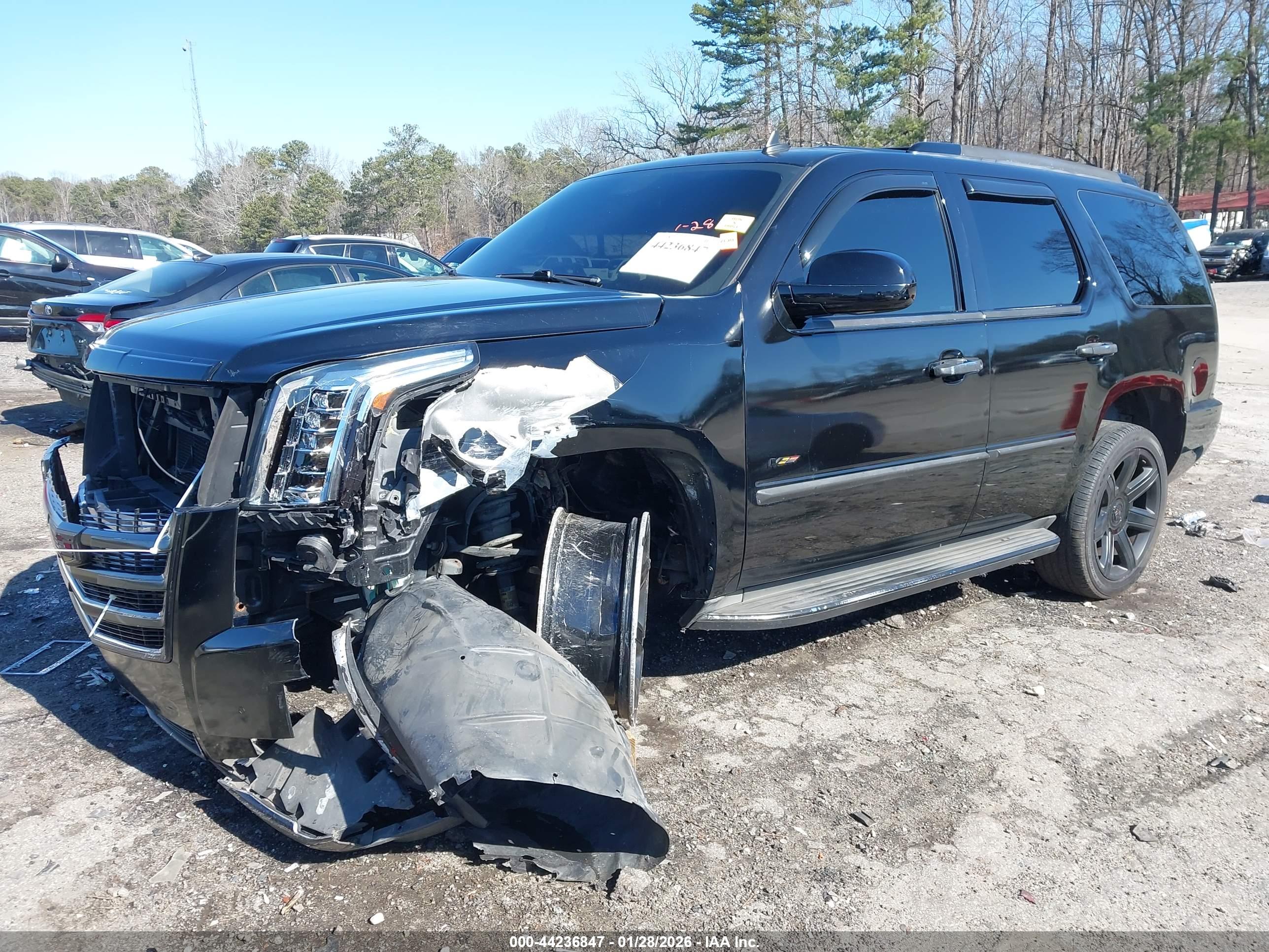 CADILLAC ESCALADE image 2