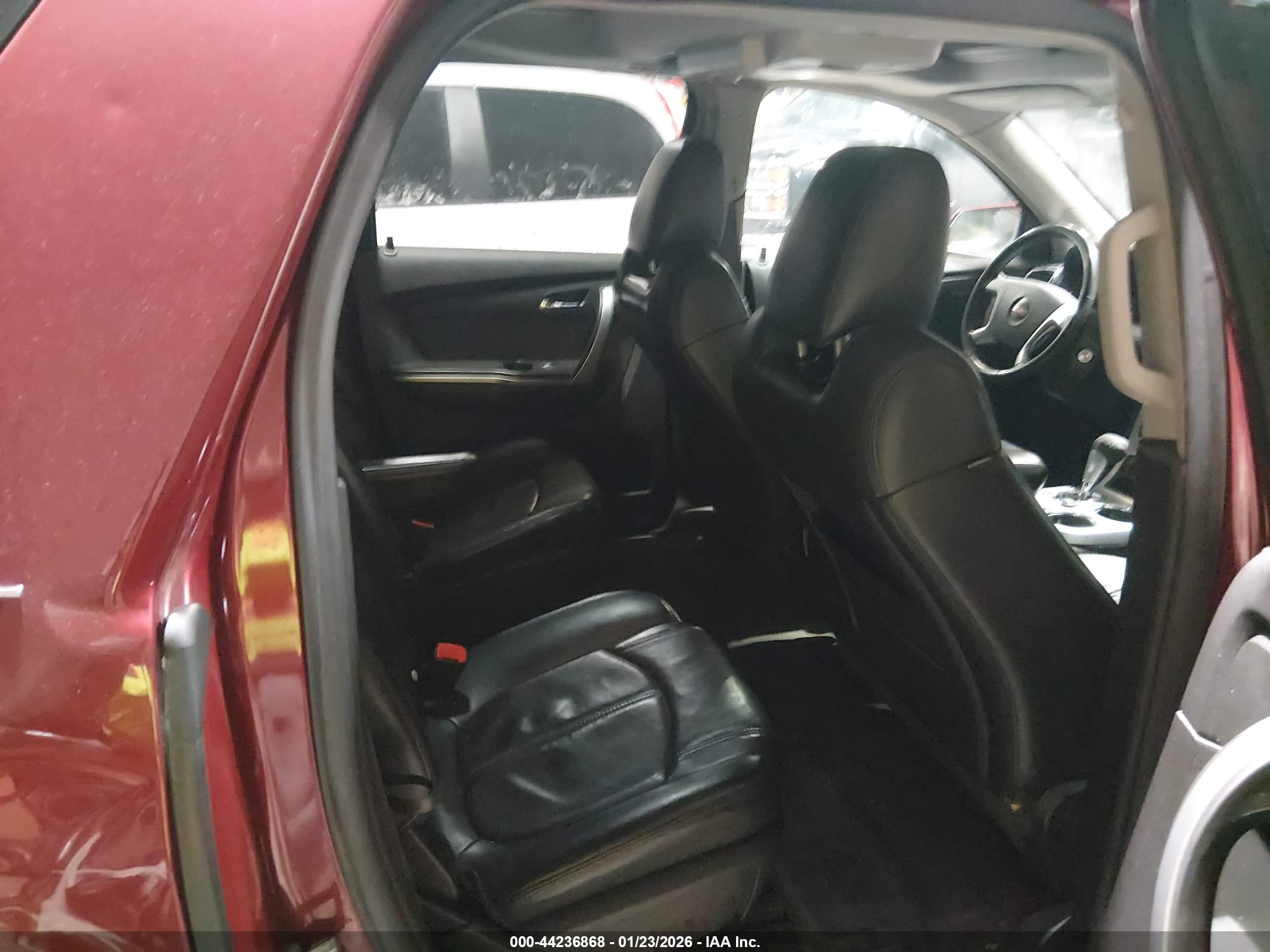 GMC ACADIA image 8