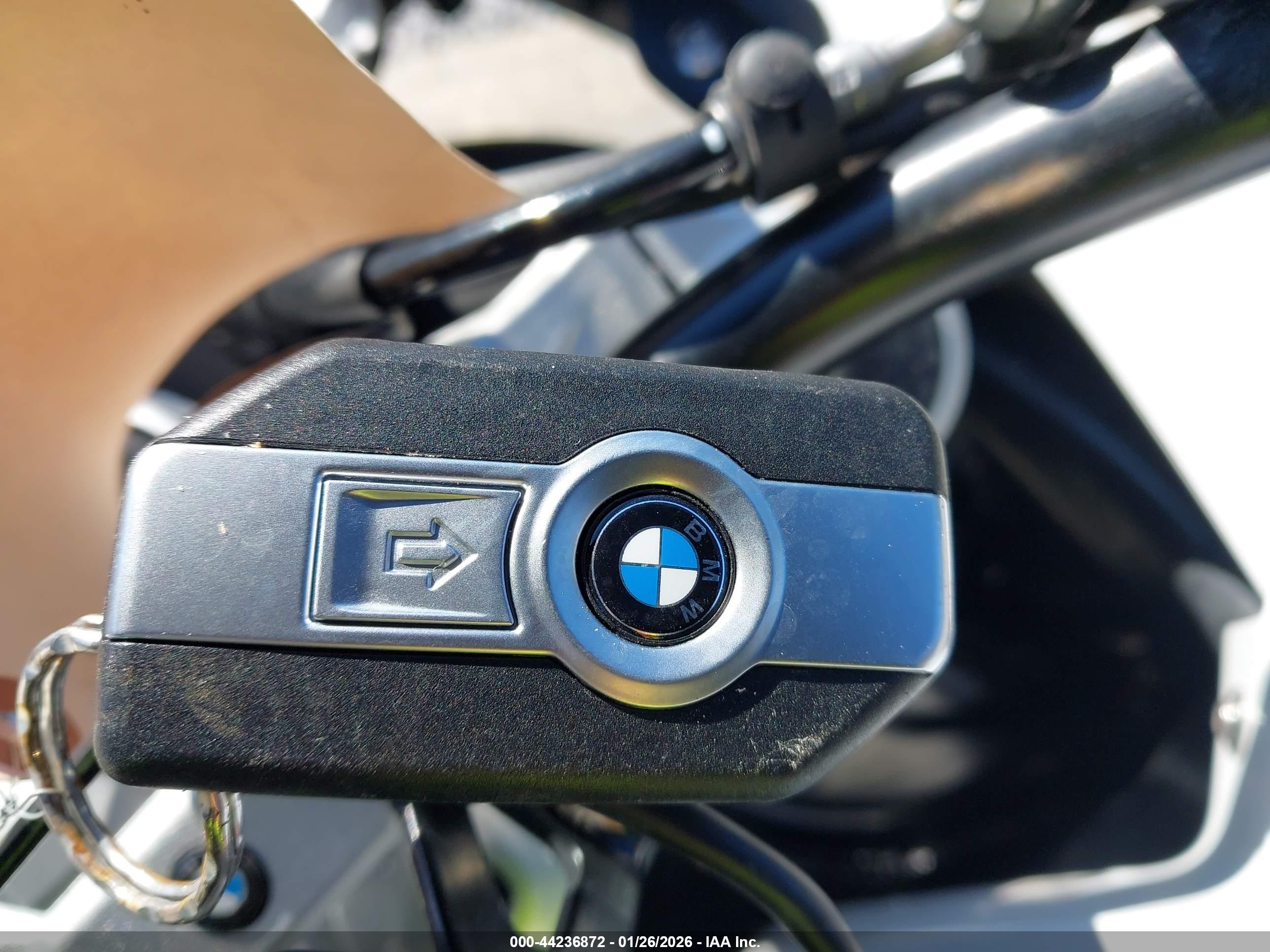 BMW F800 image 11