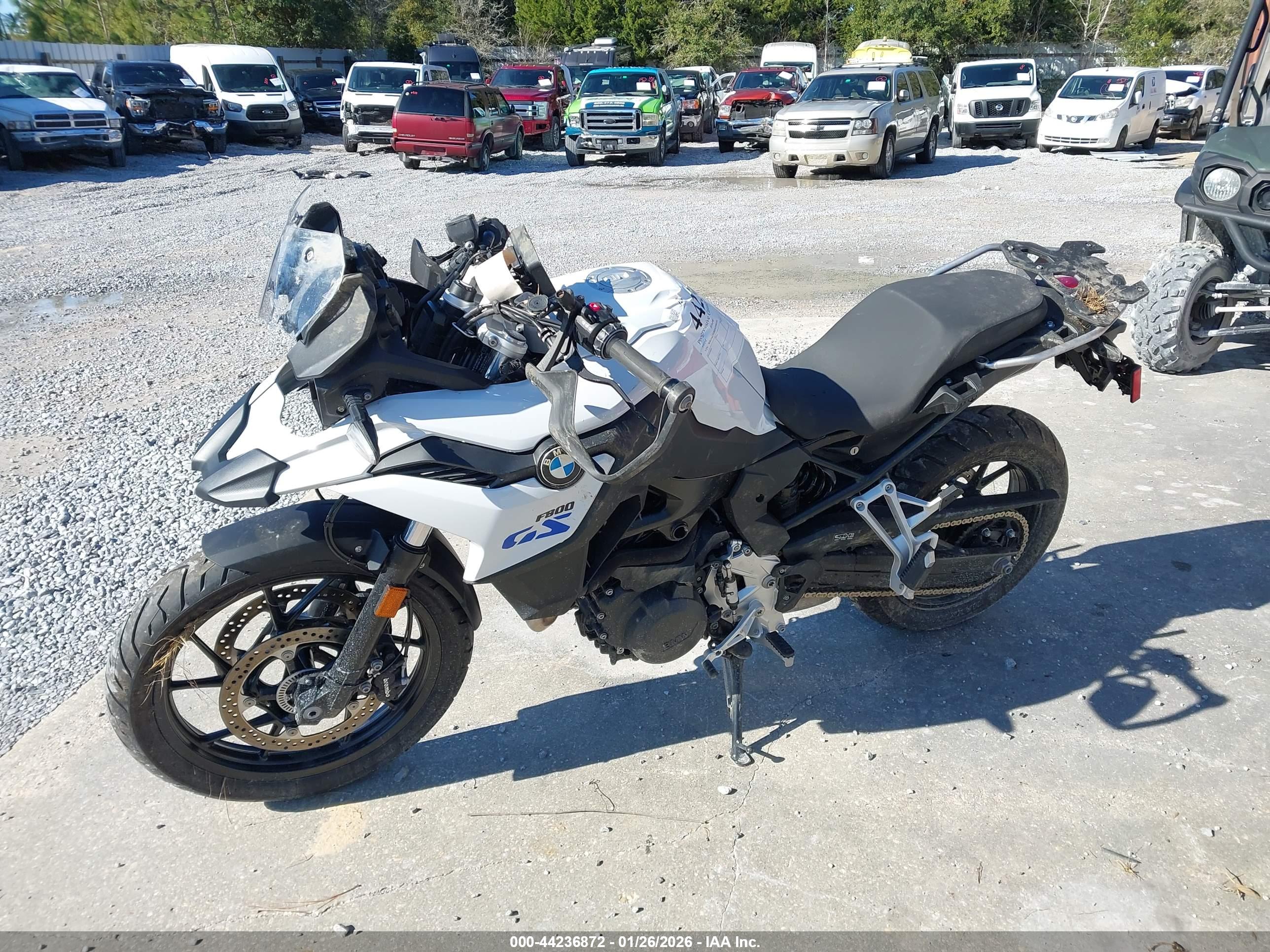BMW F800 image 2