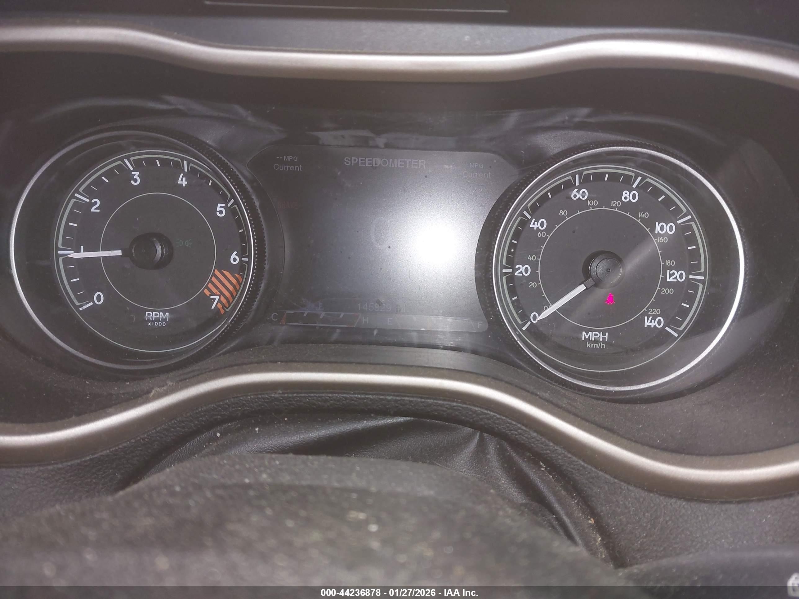 JEEP CHEROKEE image 7