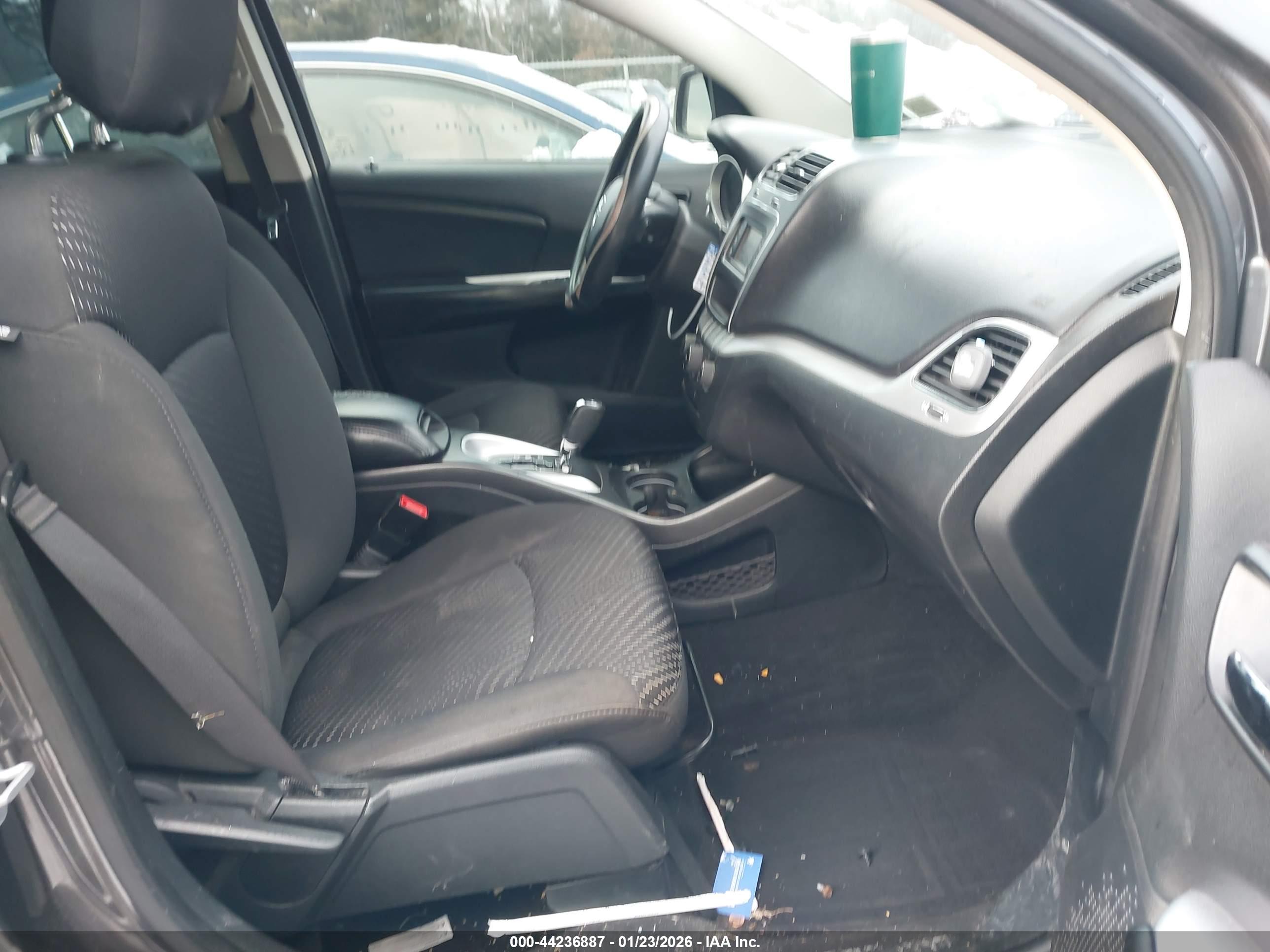 DODGE JOURNEY image 5