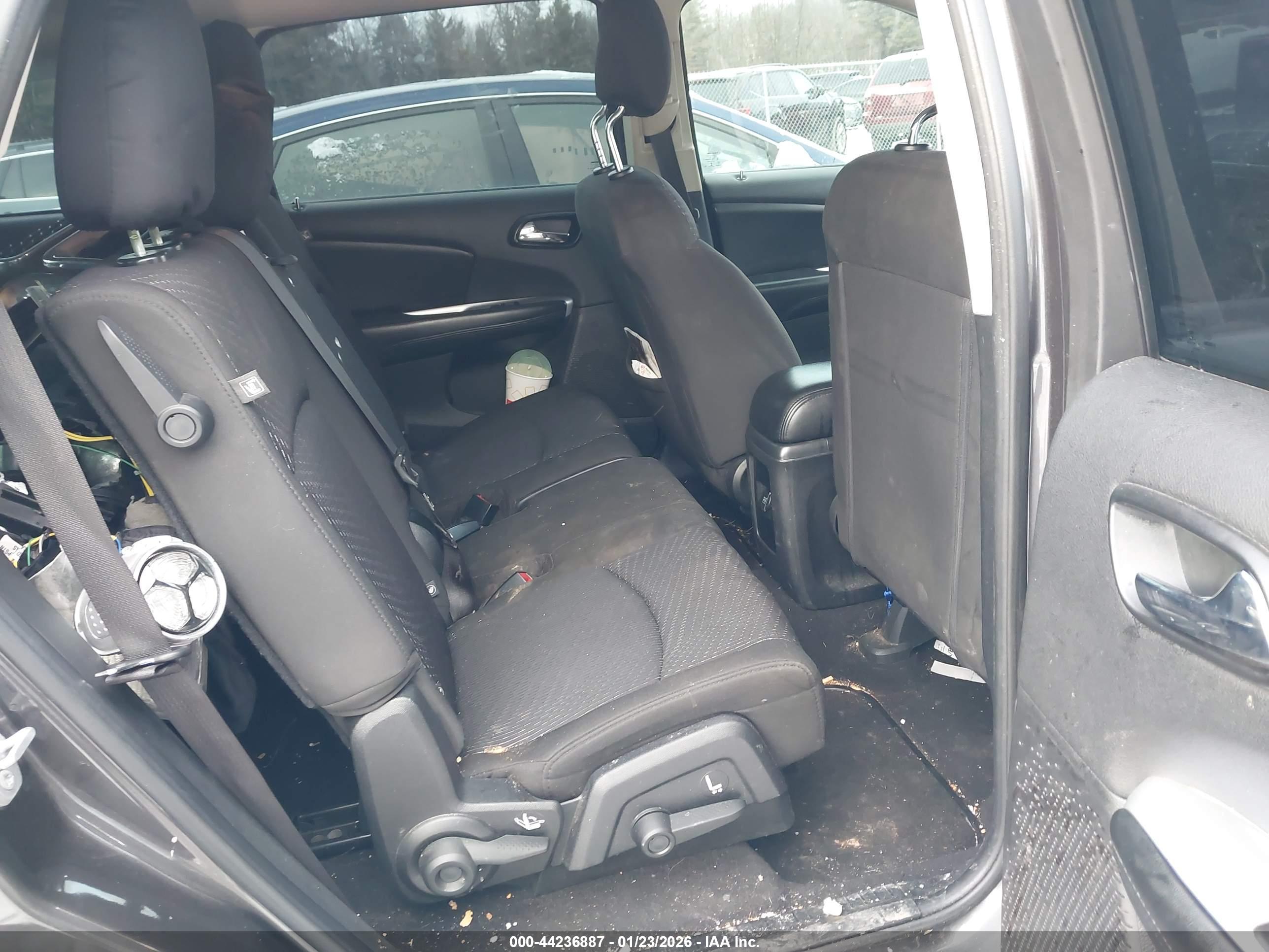 DODGE JOURNEY image 8