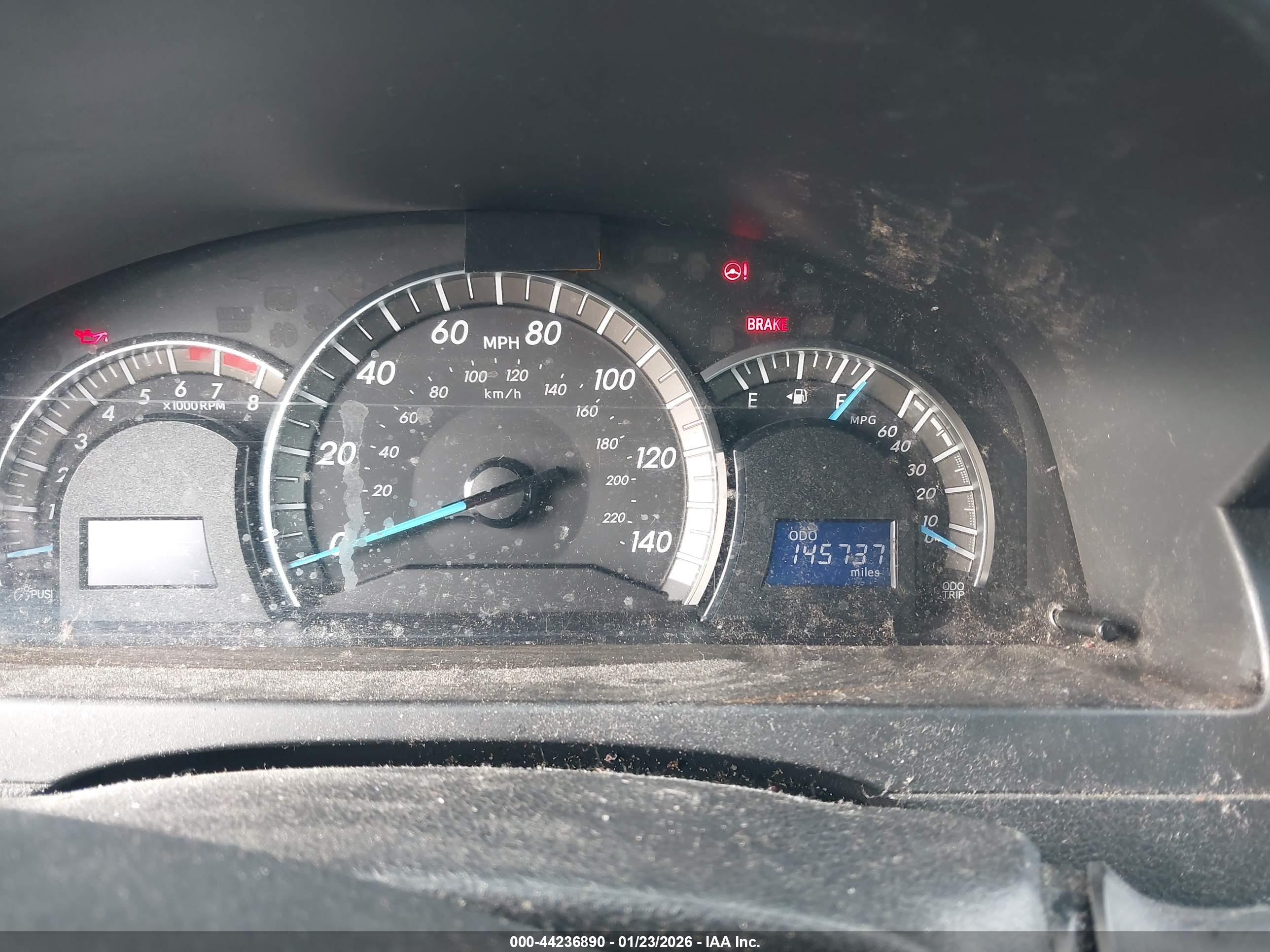 TOYOTA CAMRY image 7