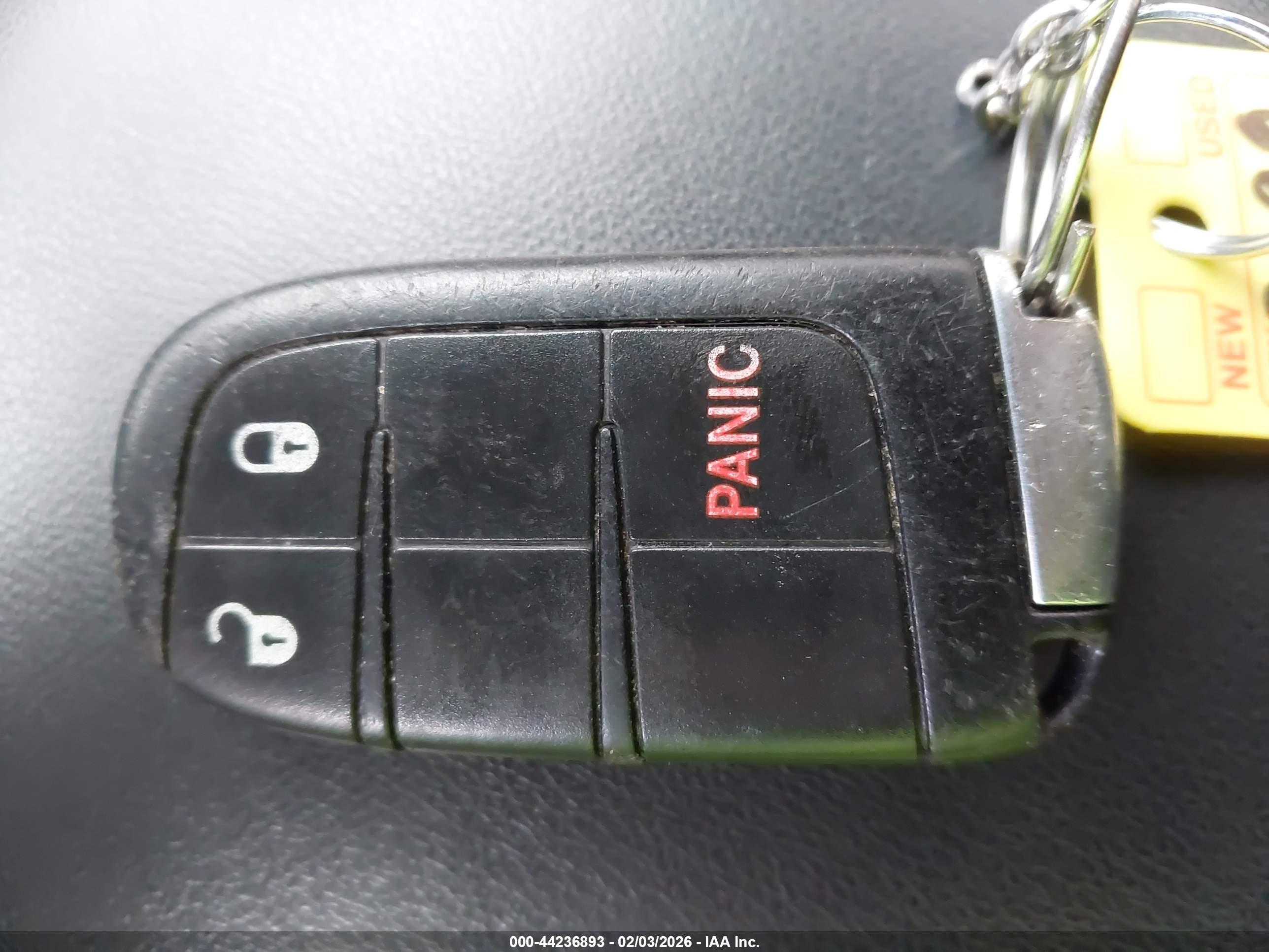 JEEP GRAND image 11