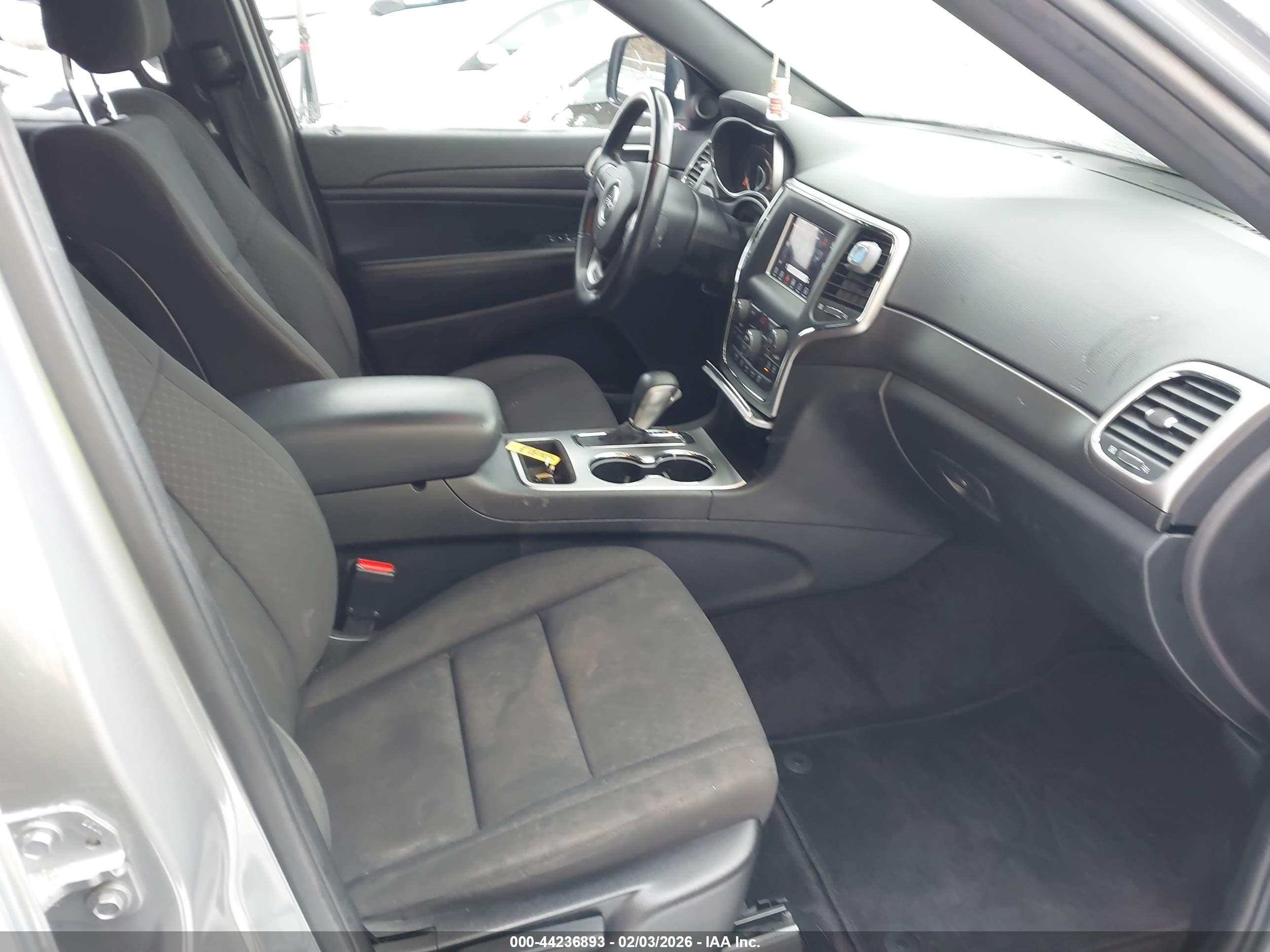 JEEP GRAND image 5