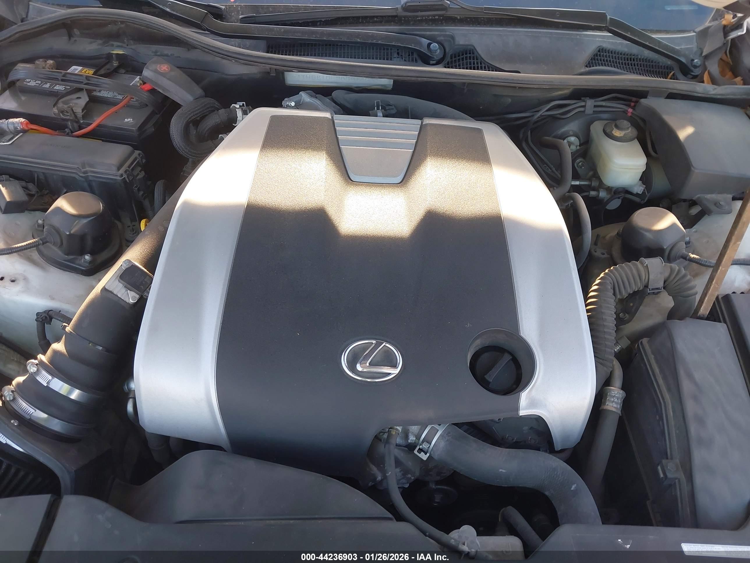 LEXUS GS image 10