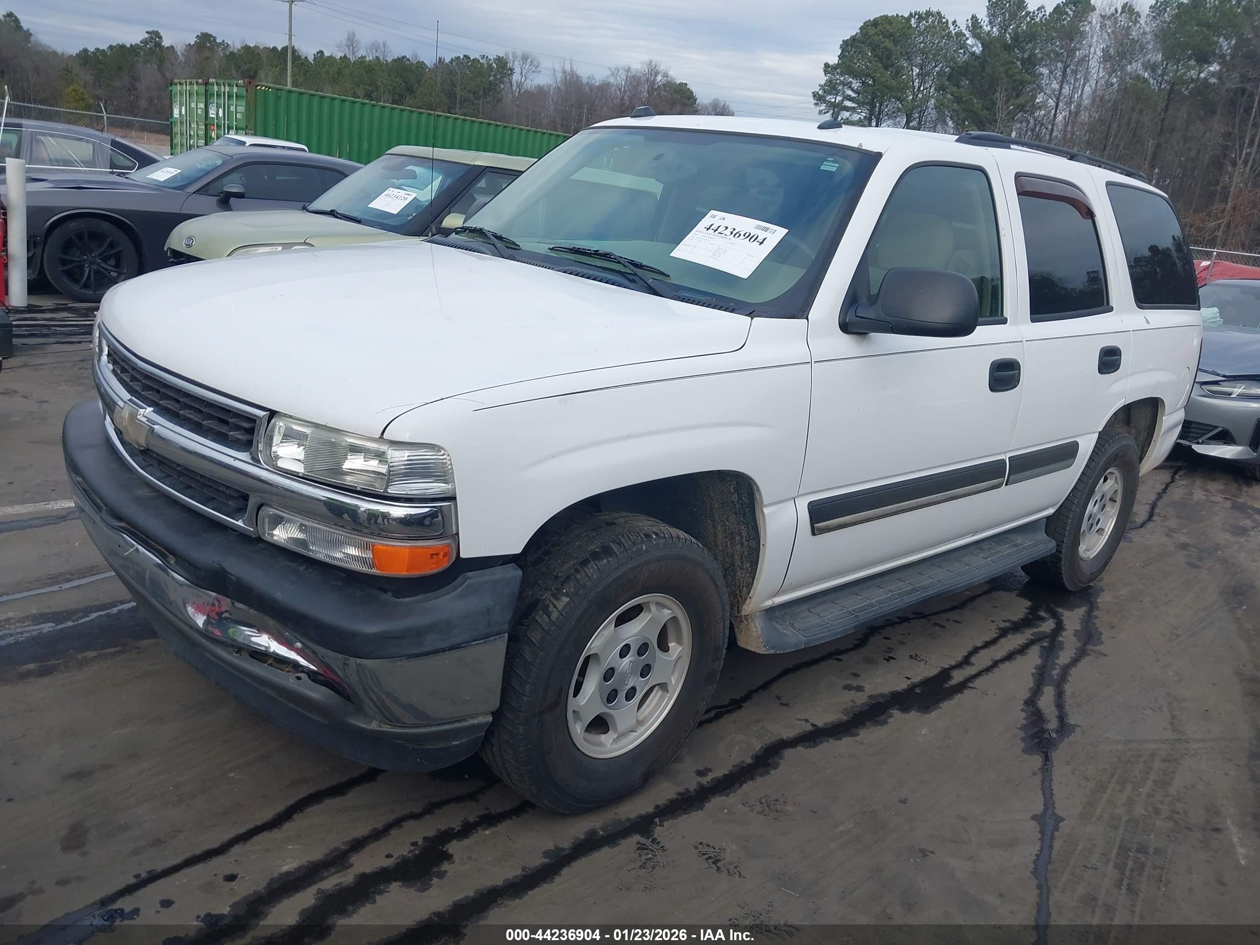CHEVROLET TAHOE image 2