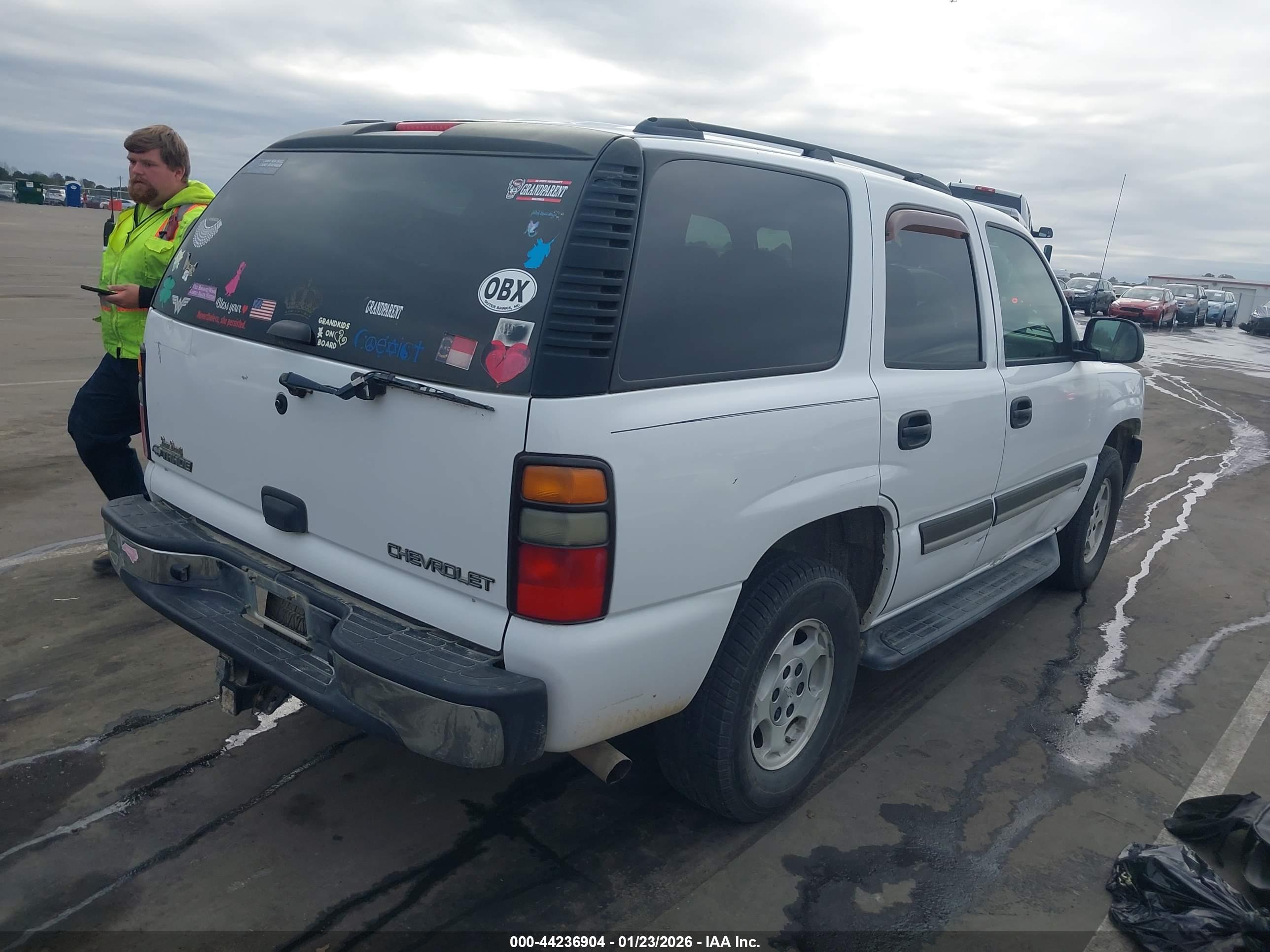 CHEVROLET TAHOE image 4