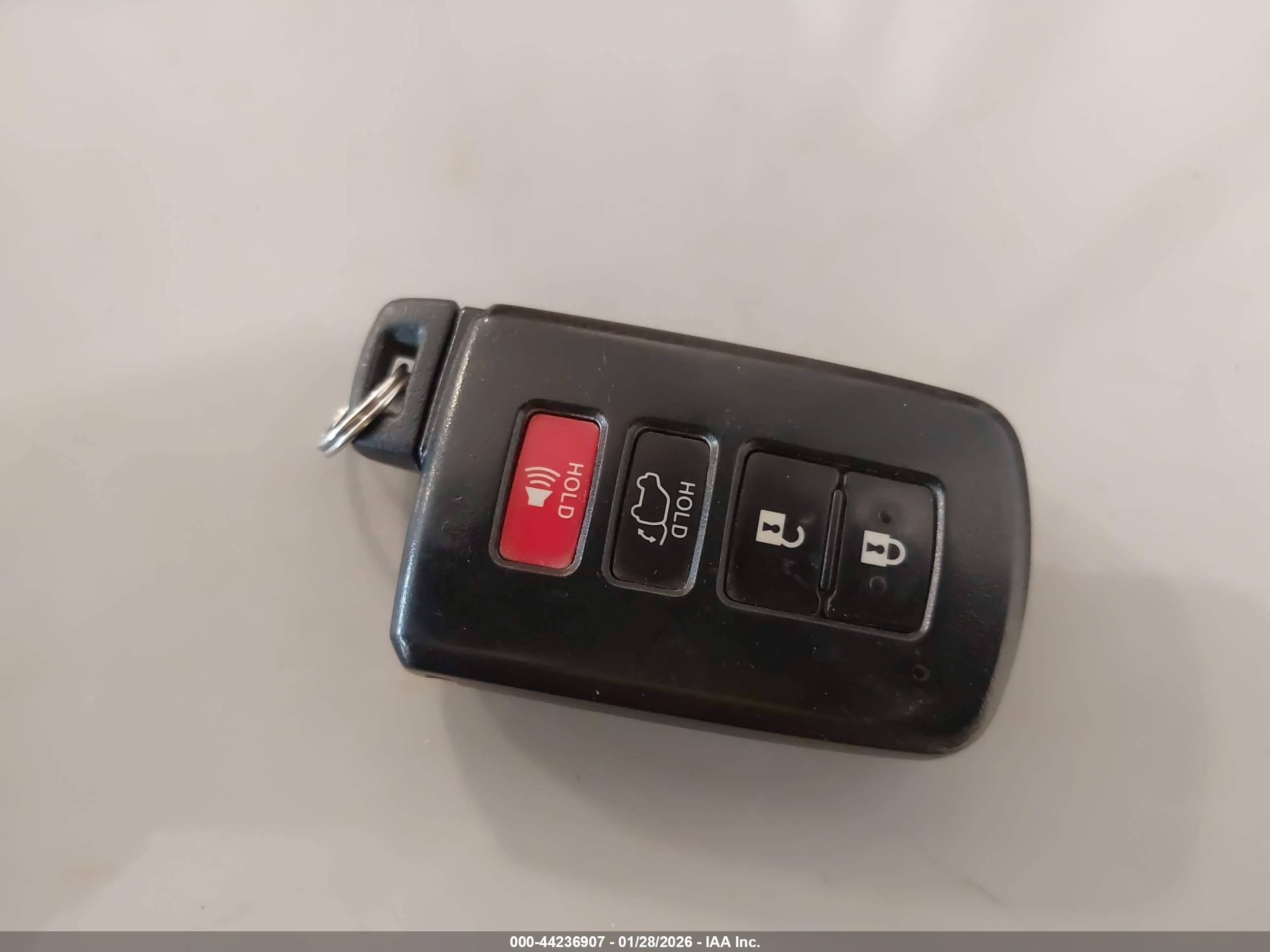 TOYOTA HIGHLANDER image 11