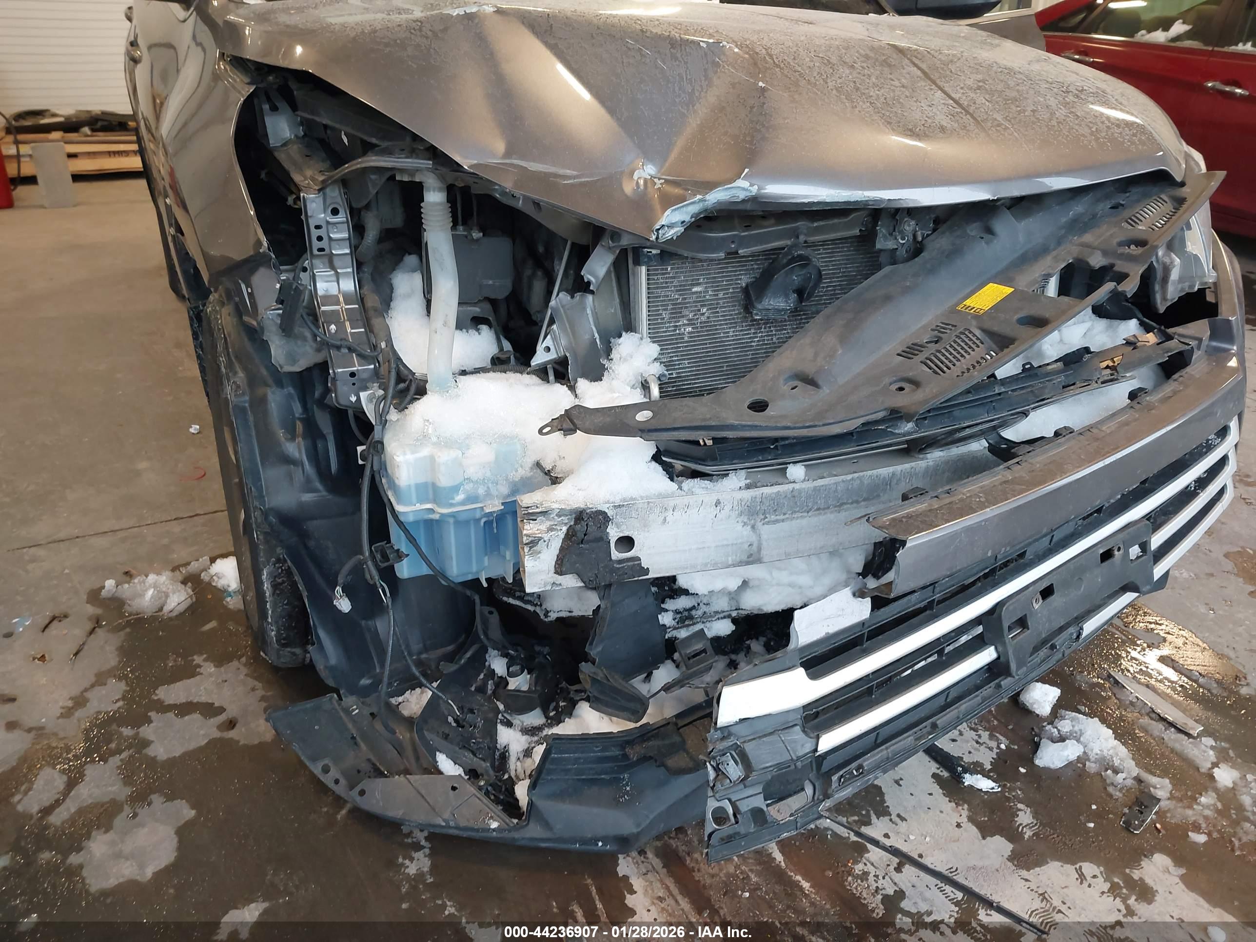 TOYOTA HIGHLANDER image 6