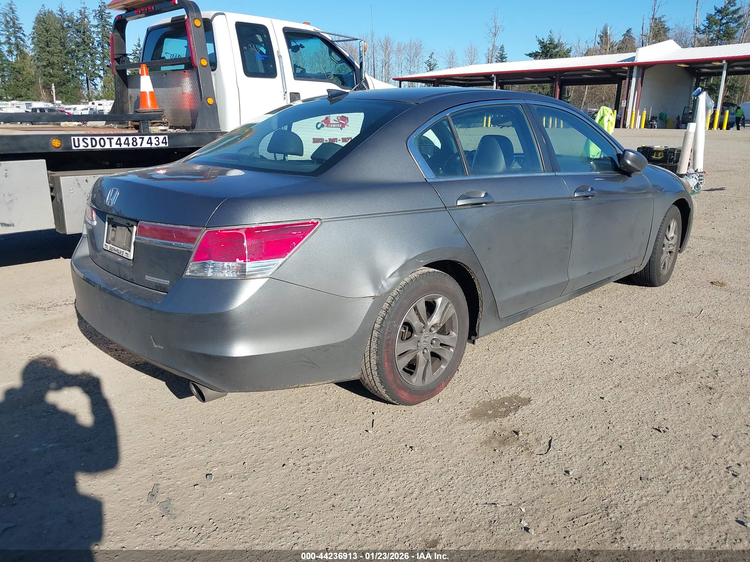 HONDA ACCORD image 4