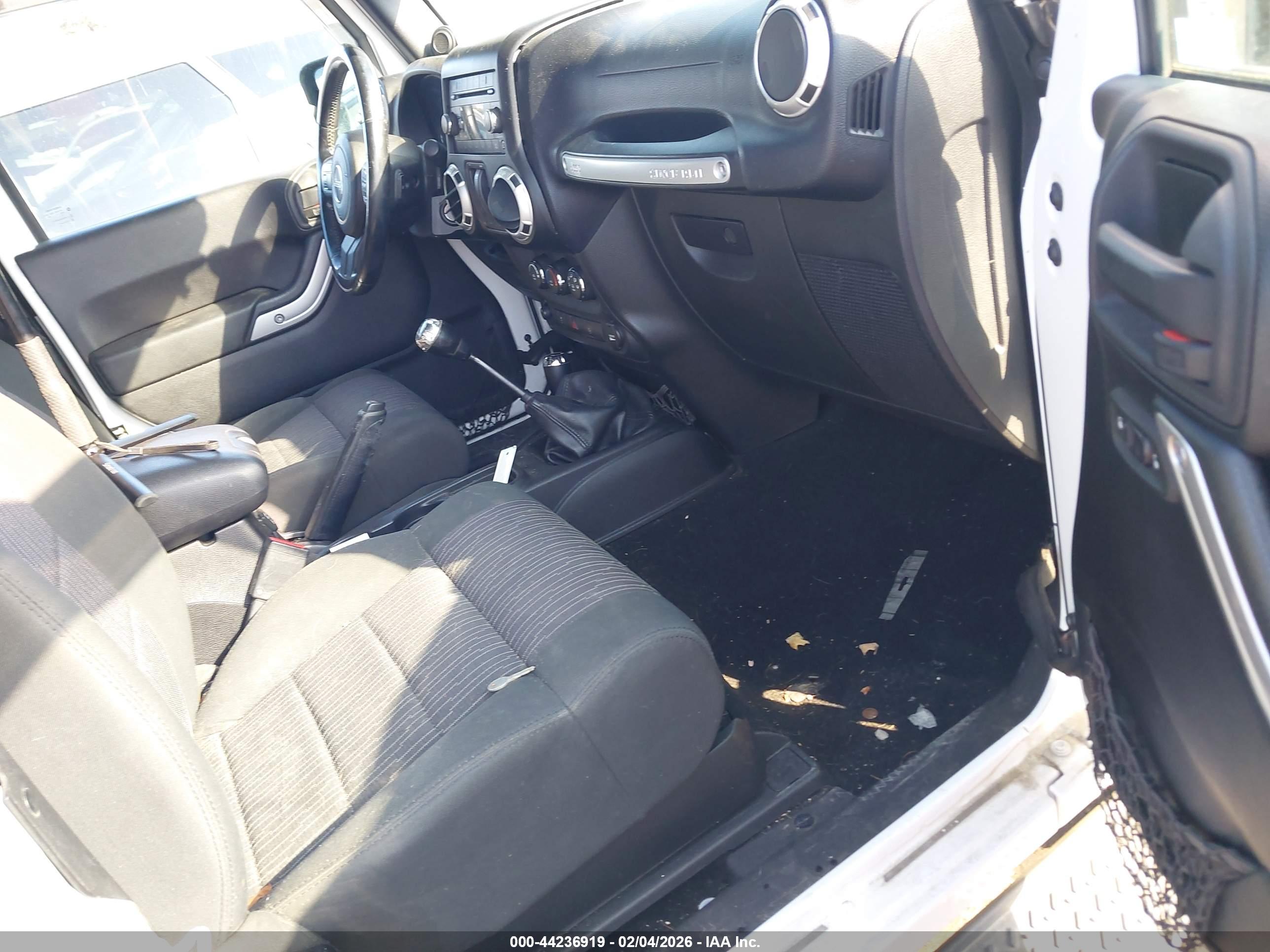 JEEP WRANGLER image 5