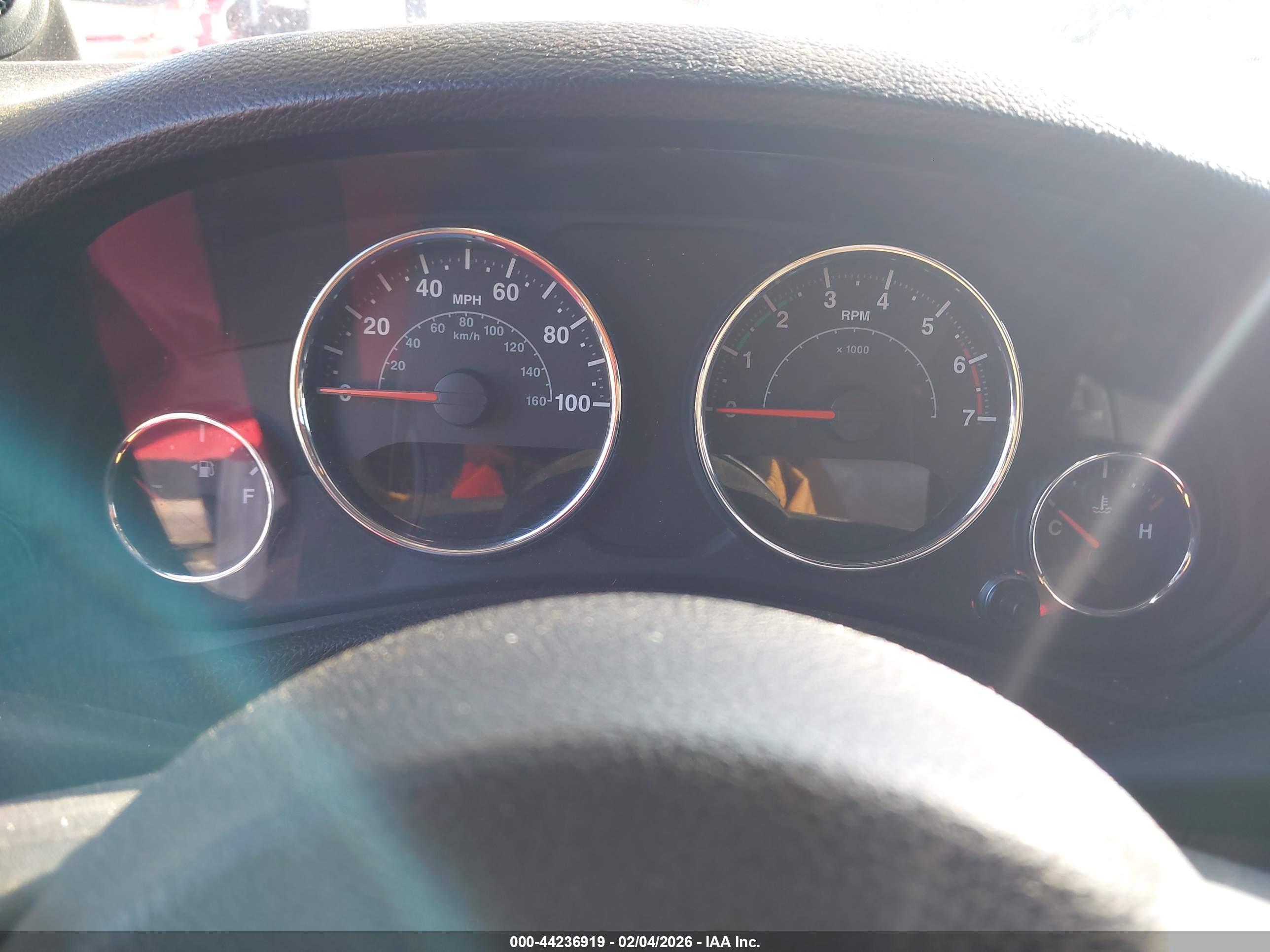 JEEP WRANGLER image 7
