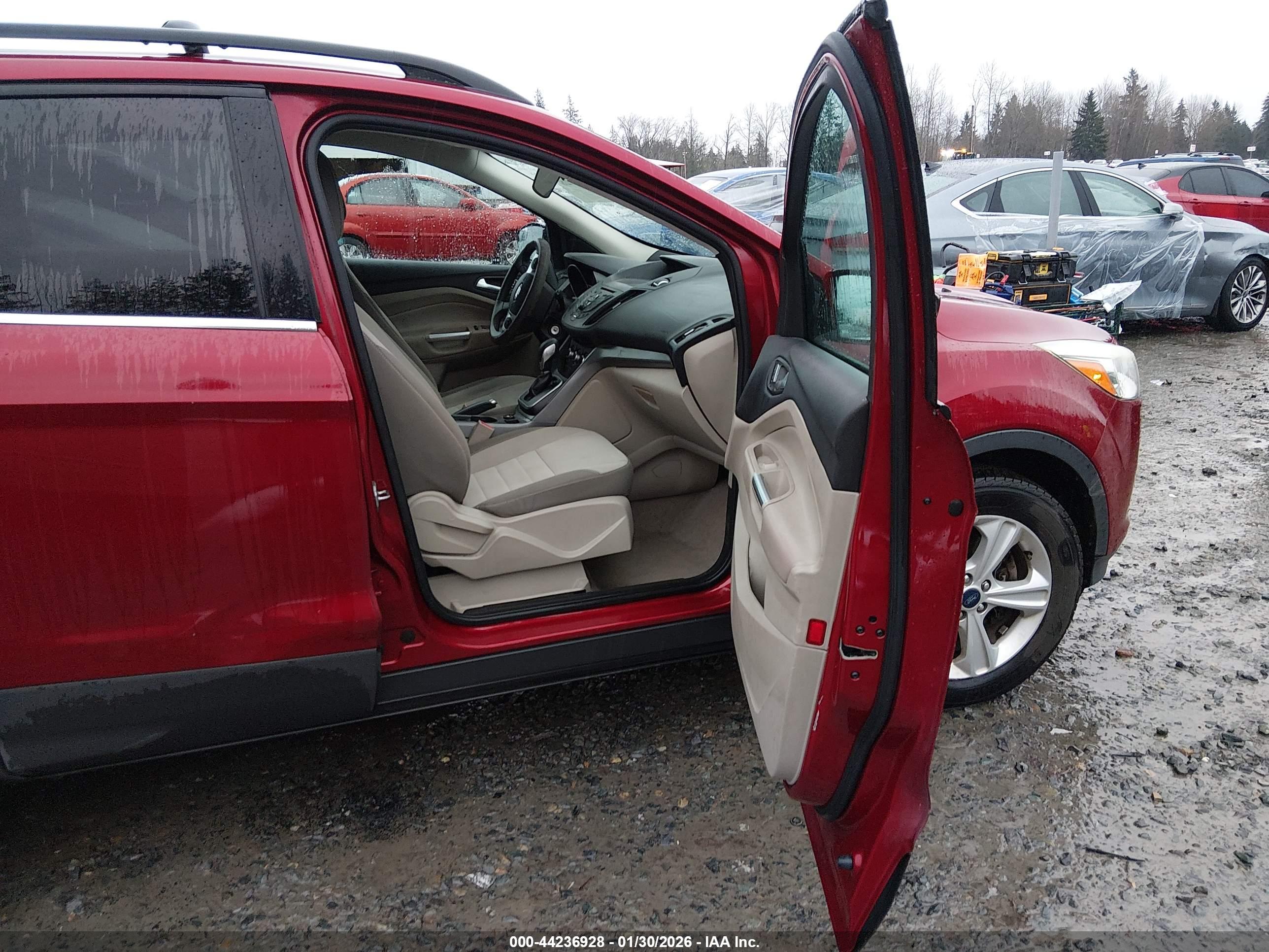 FORD ESCAPE image 5