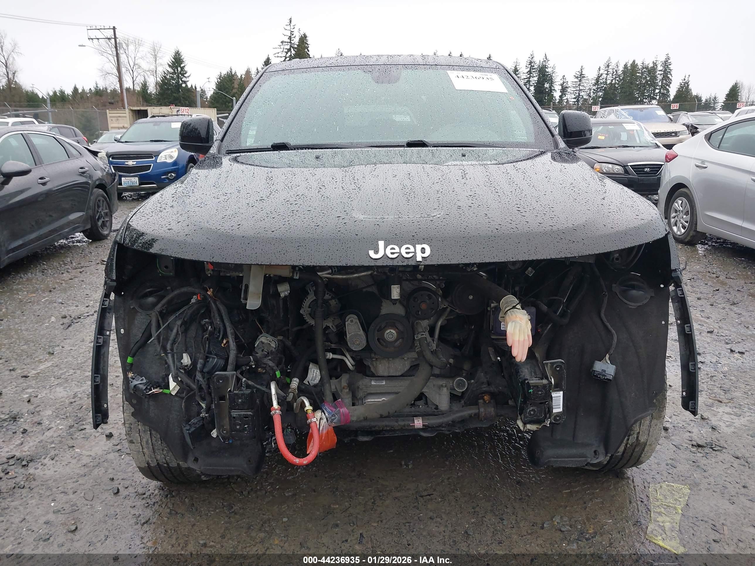 JEEP GRAND image 6
