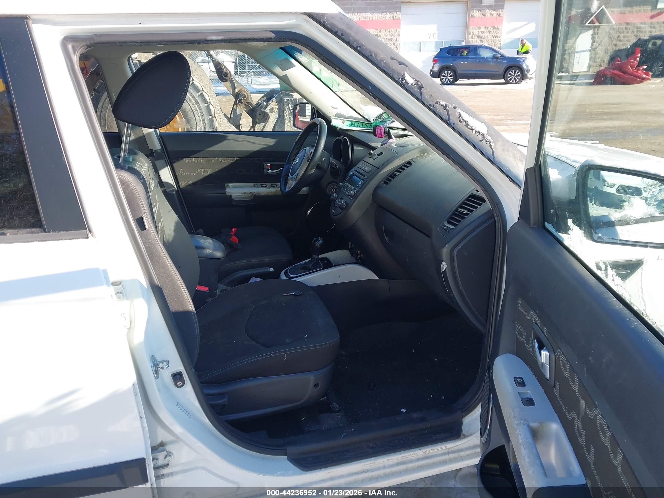 KIA SOUL image 5