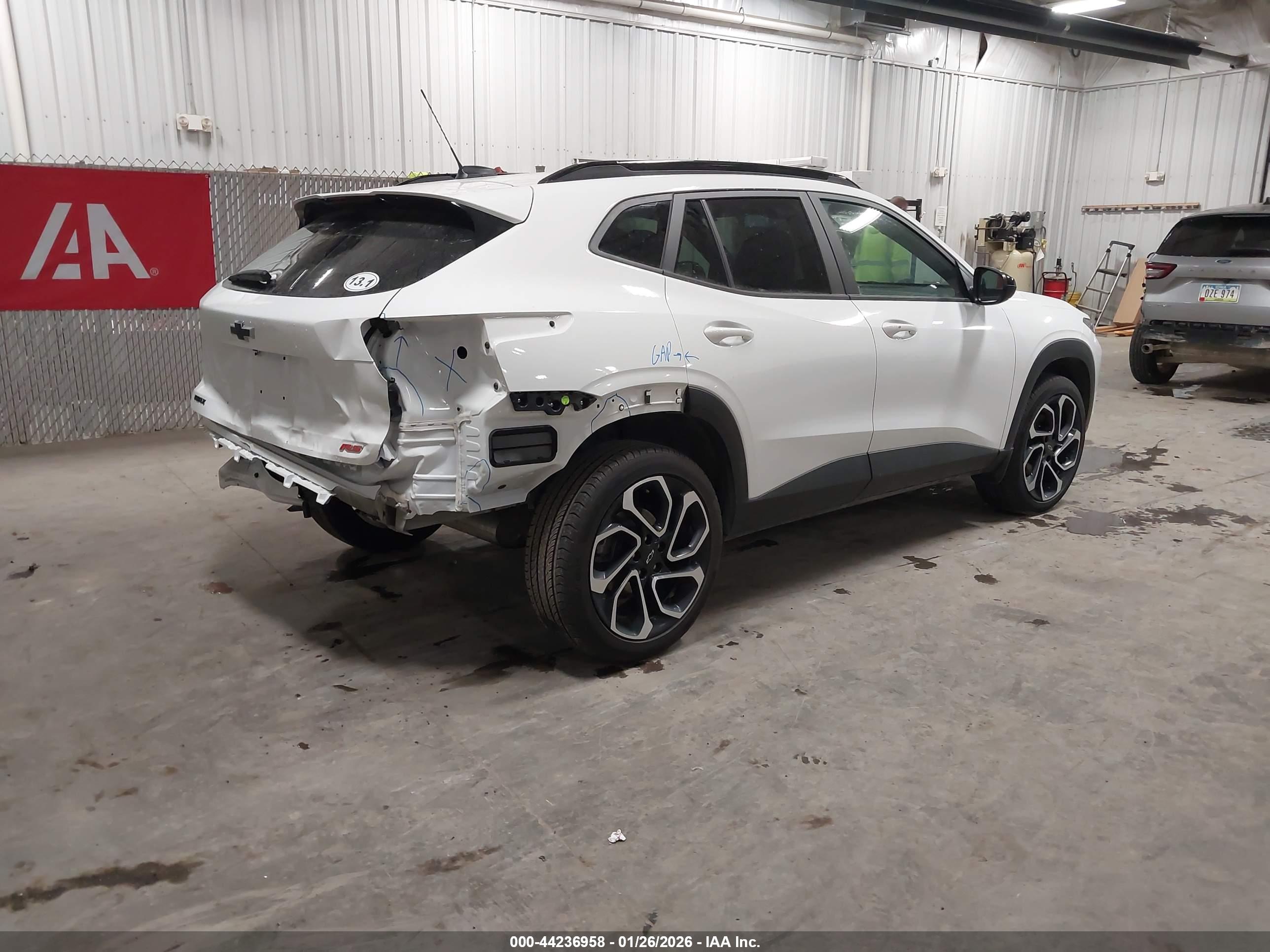 CHEVROLET TRAX image 4