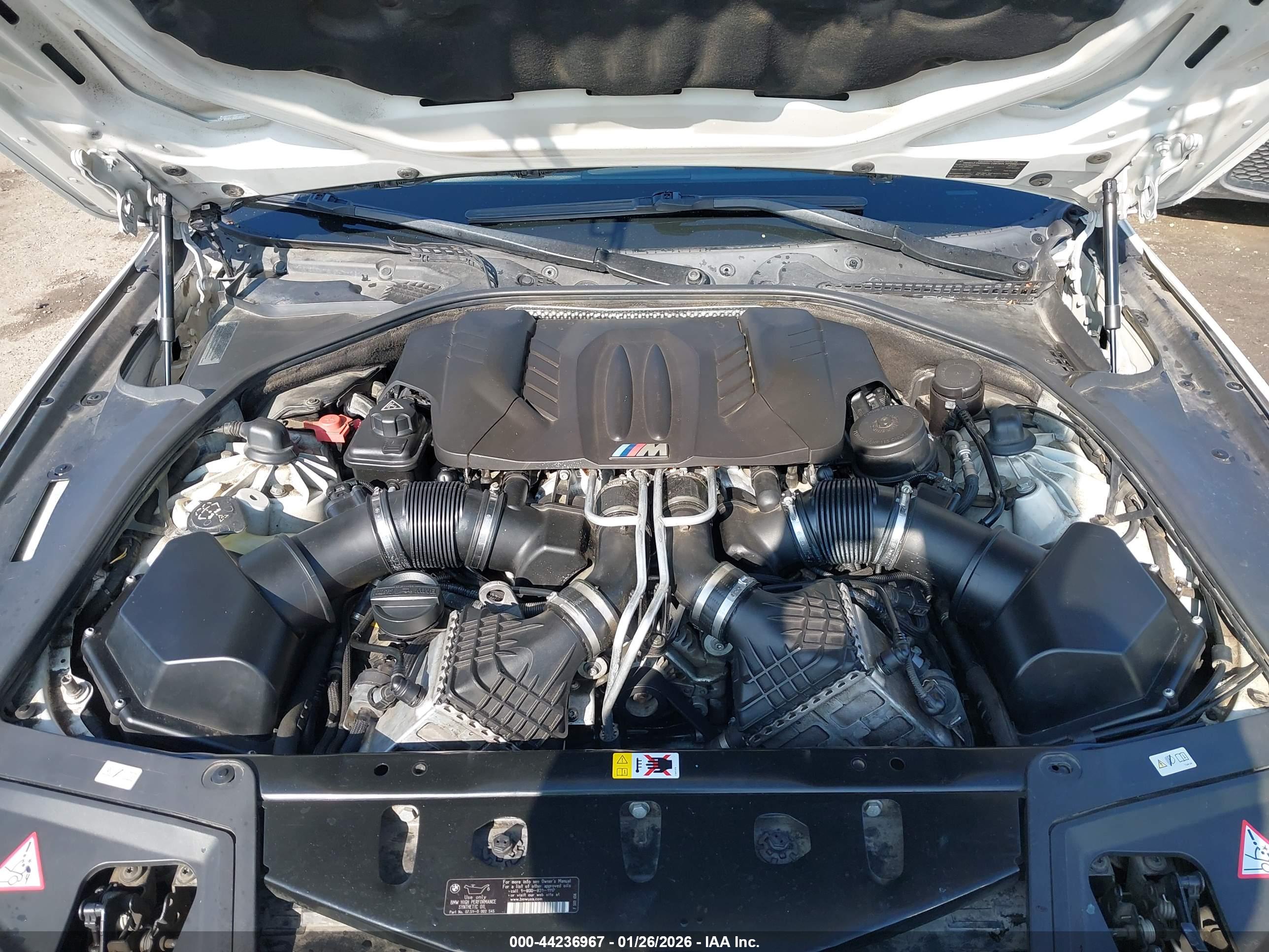 BMW M5 image 10