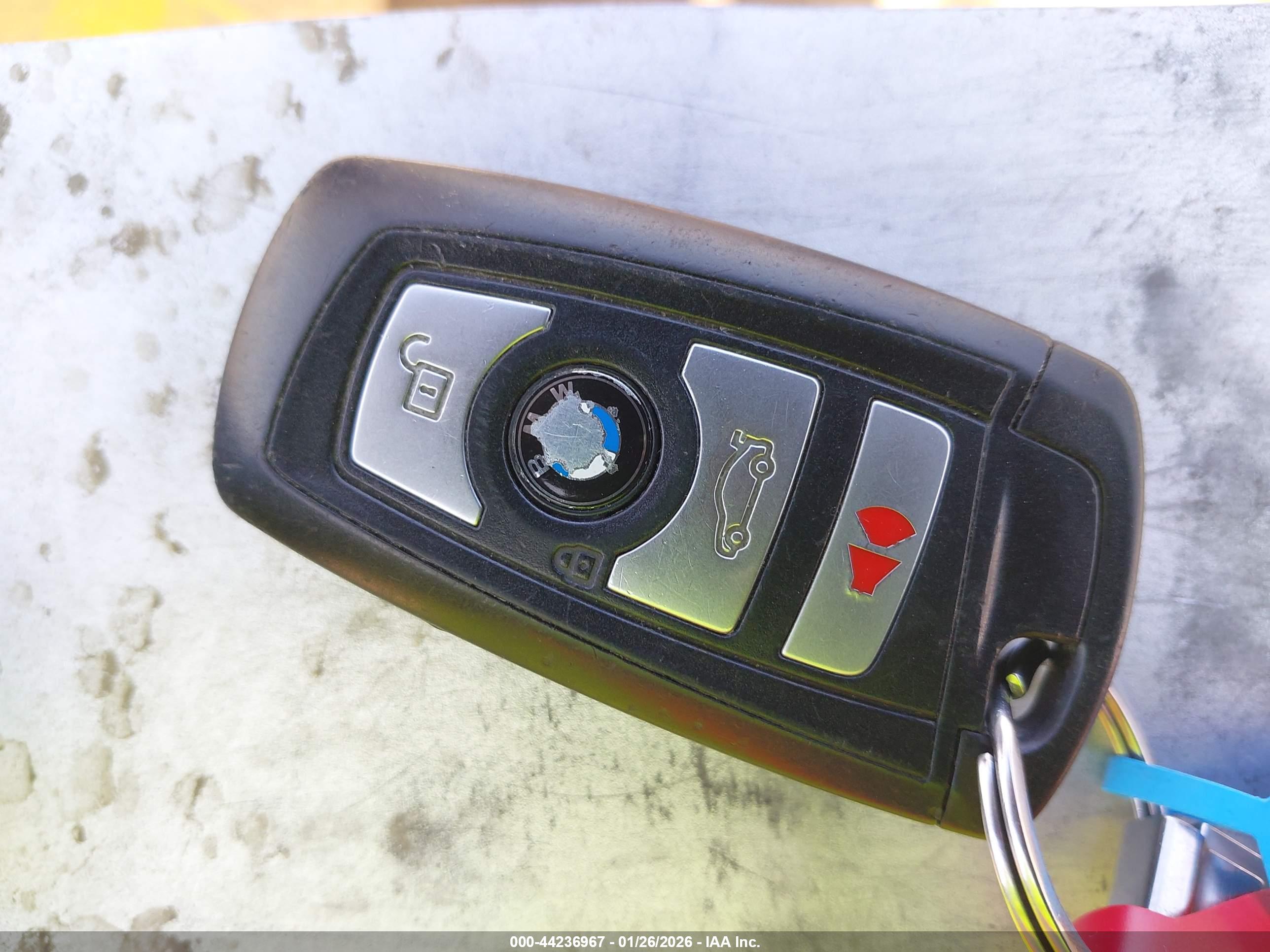 BMW M5 image 11