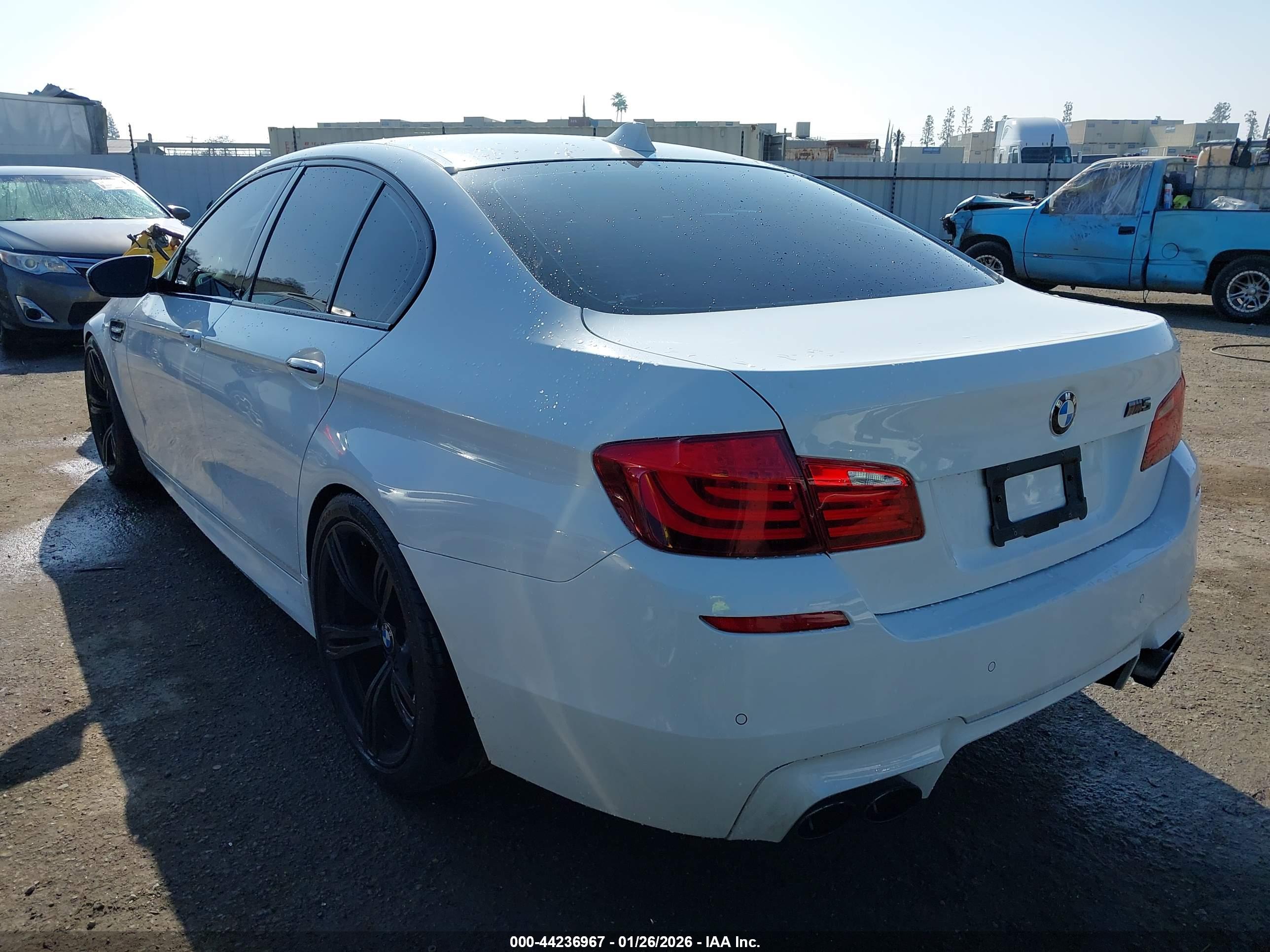 BMW M5 image 3