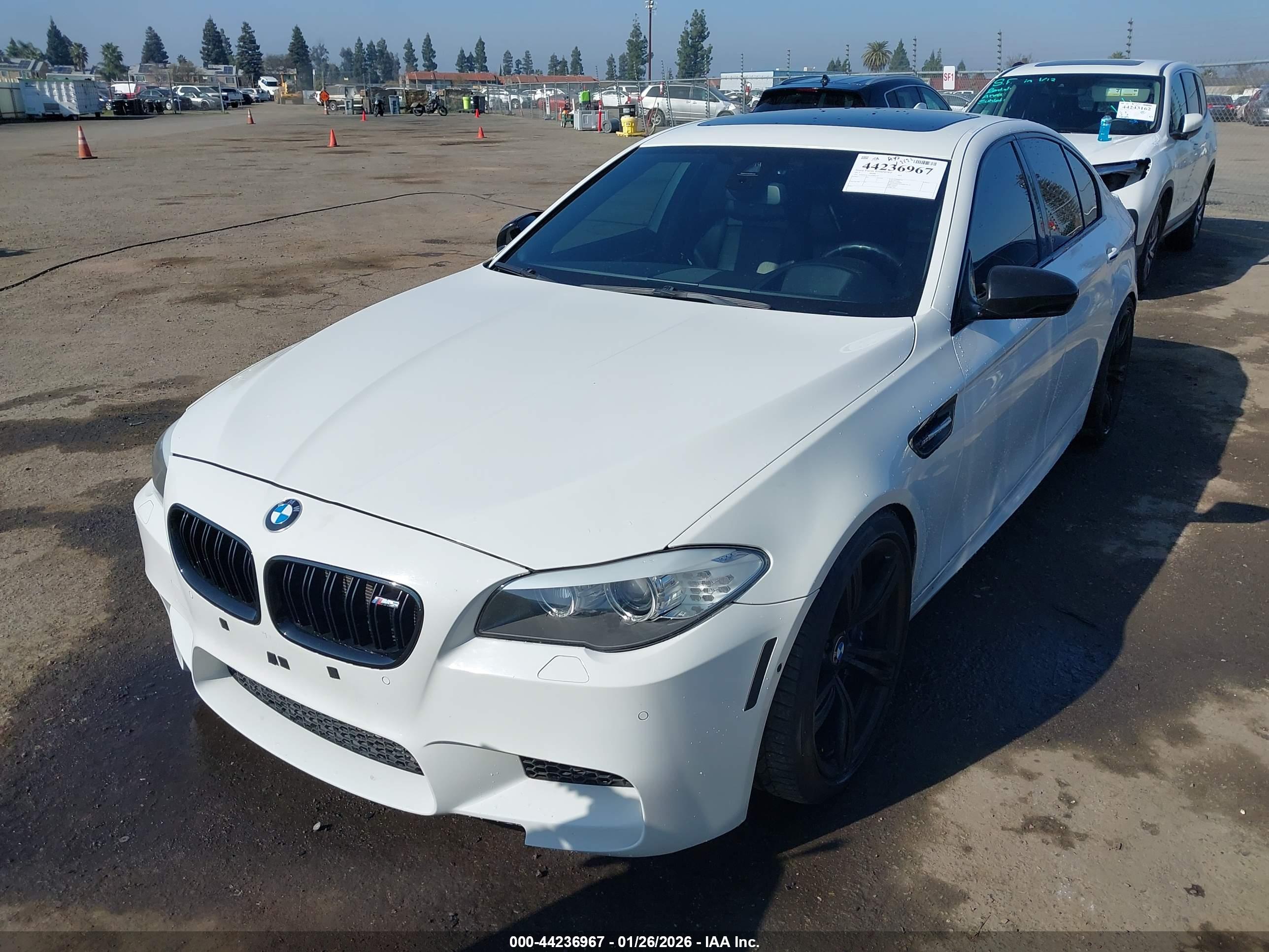 BMW M5 image 6