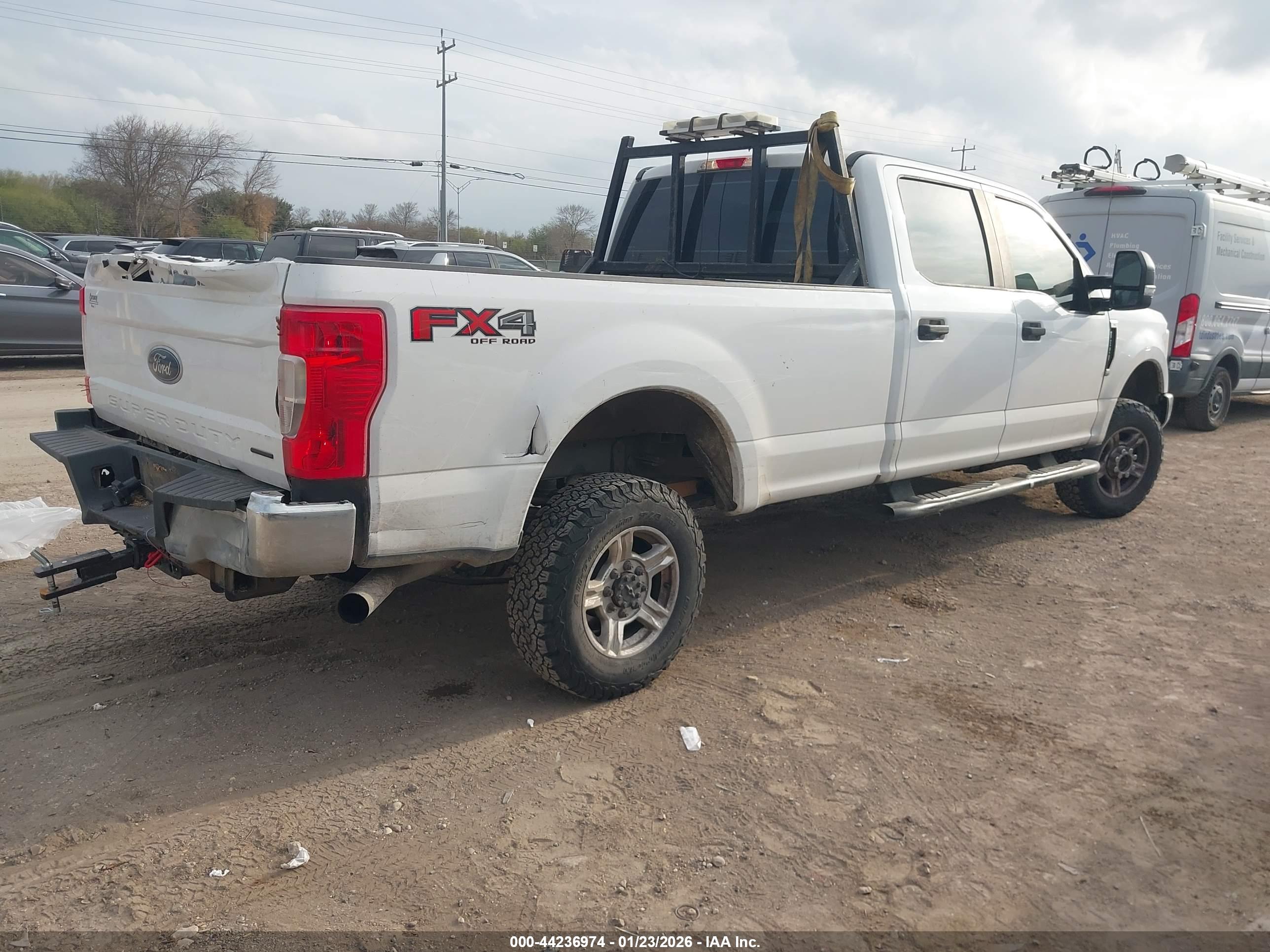 FORD F-350 image 4