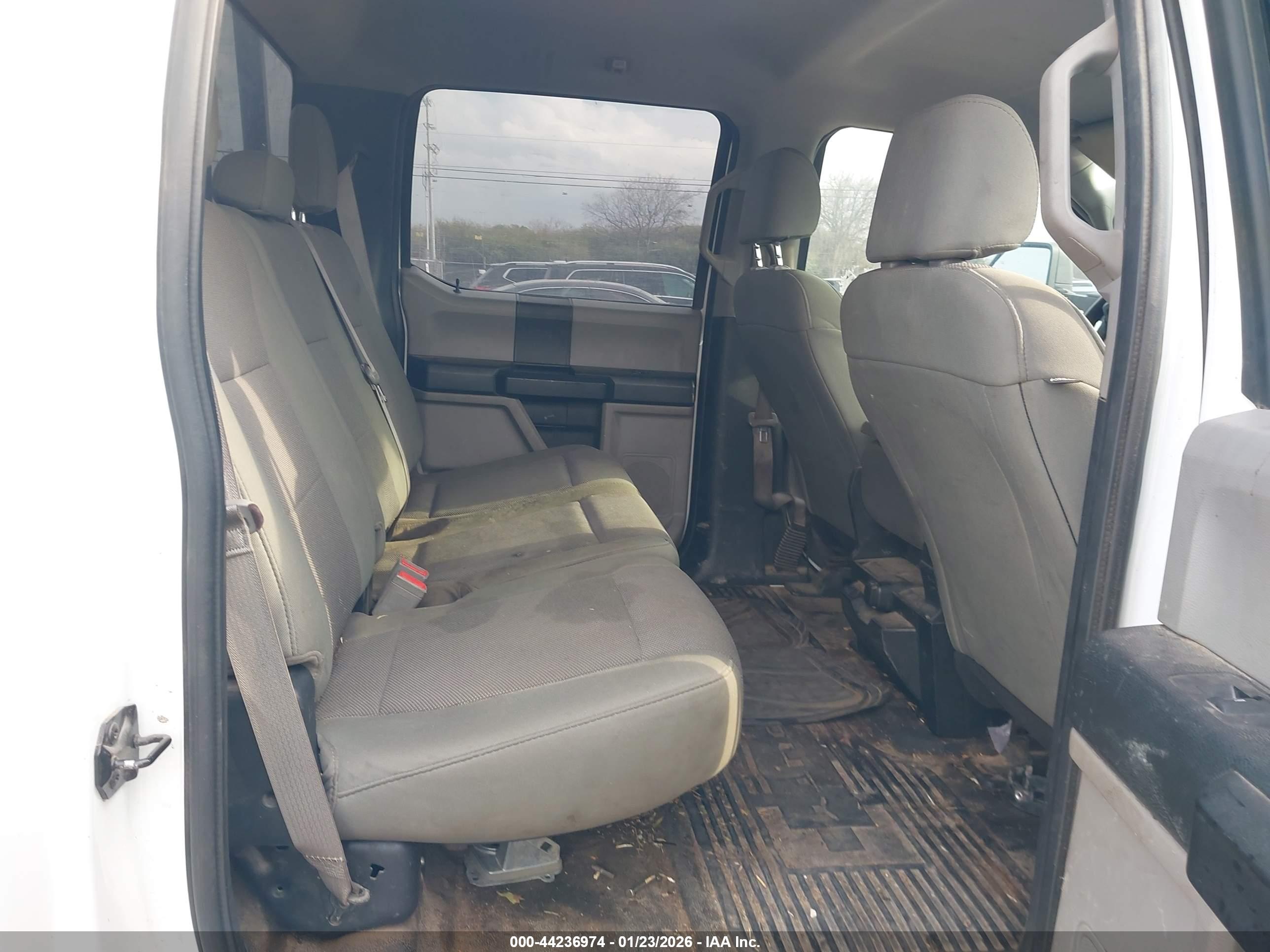 FORD F-350 image 7