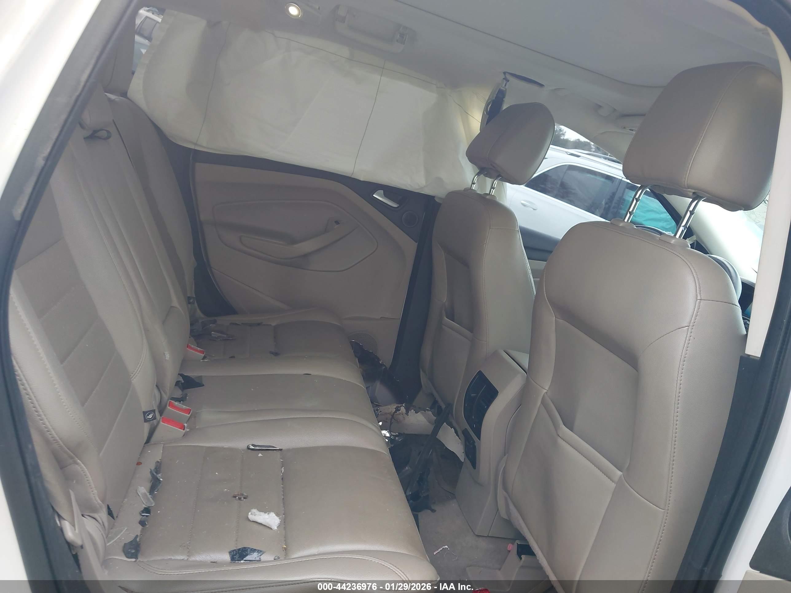 FORD ESCAPE image 8