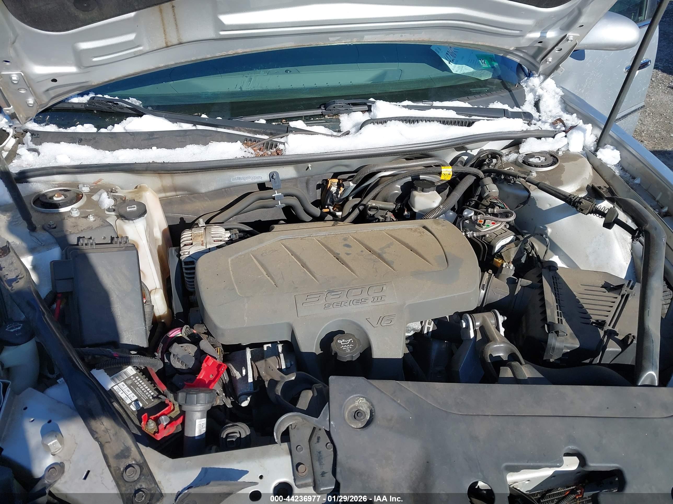 BUICK LACROSSE image 10