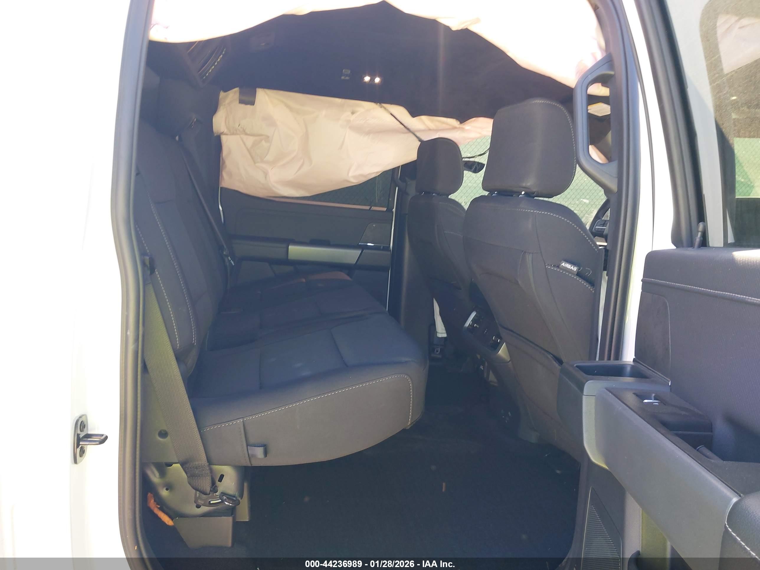 FORD F-150 image 8