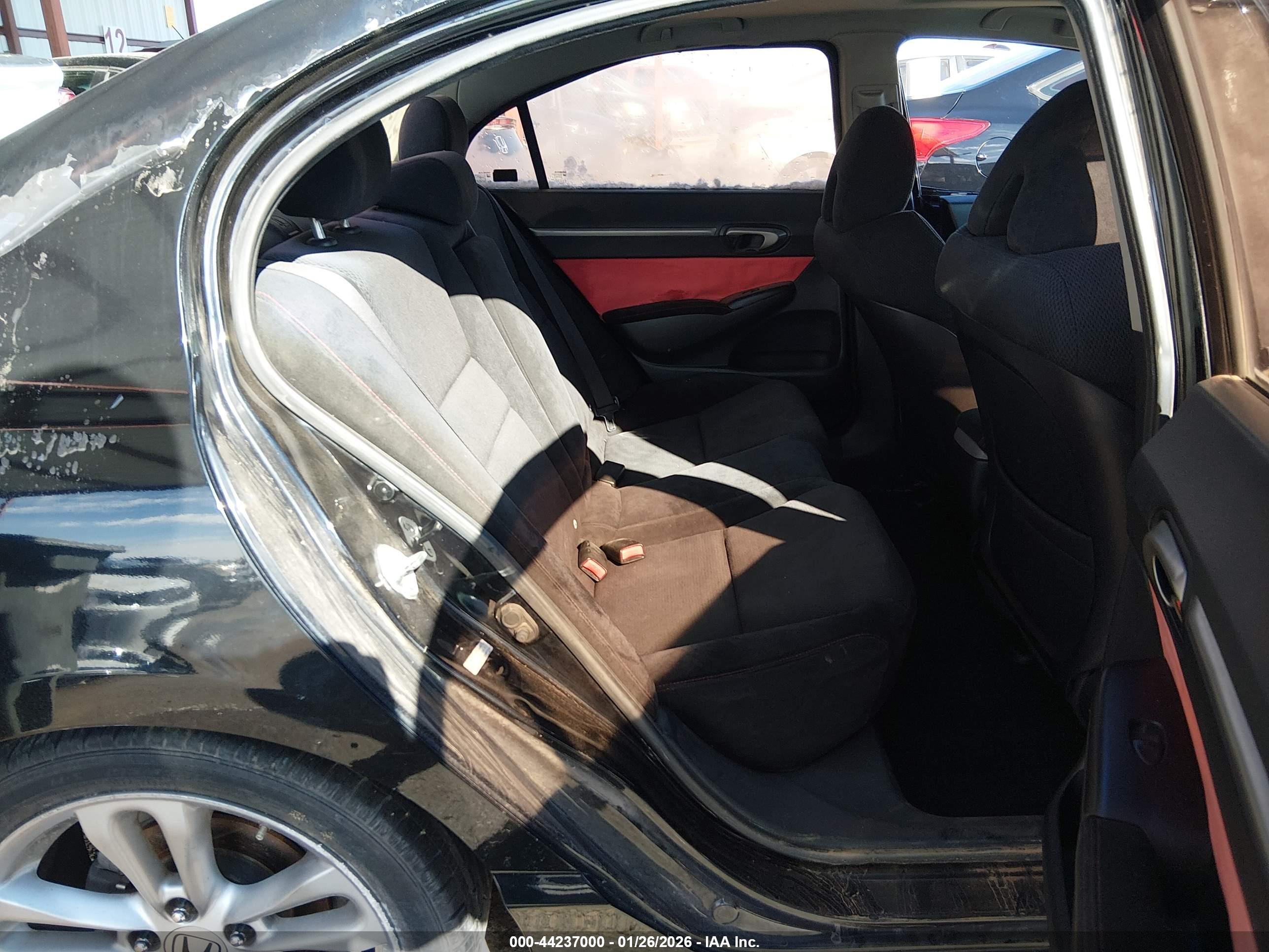 HONDA CIVIC image 8