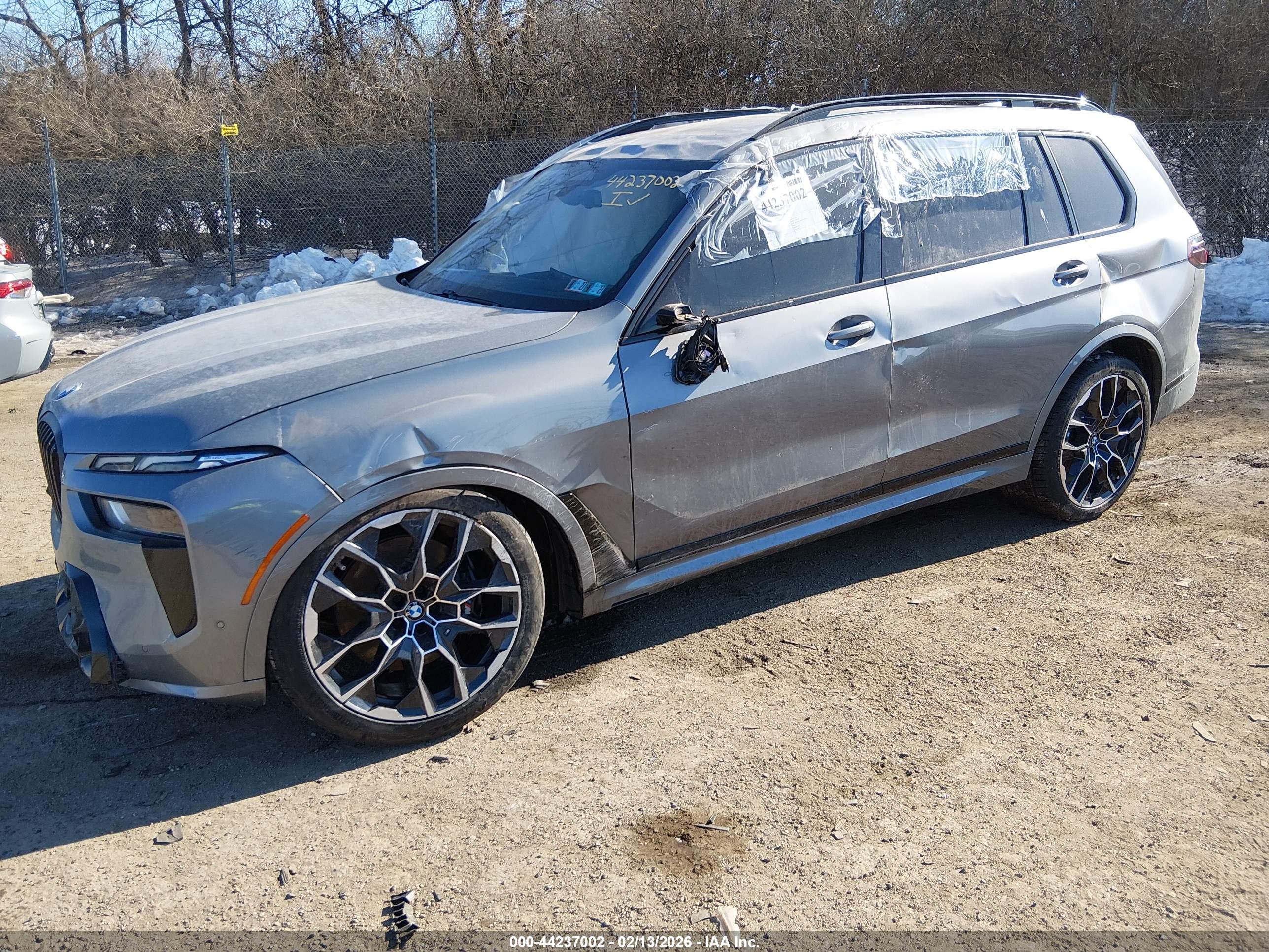 BMW X7 image 2